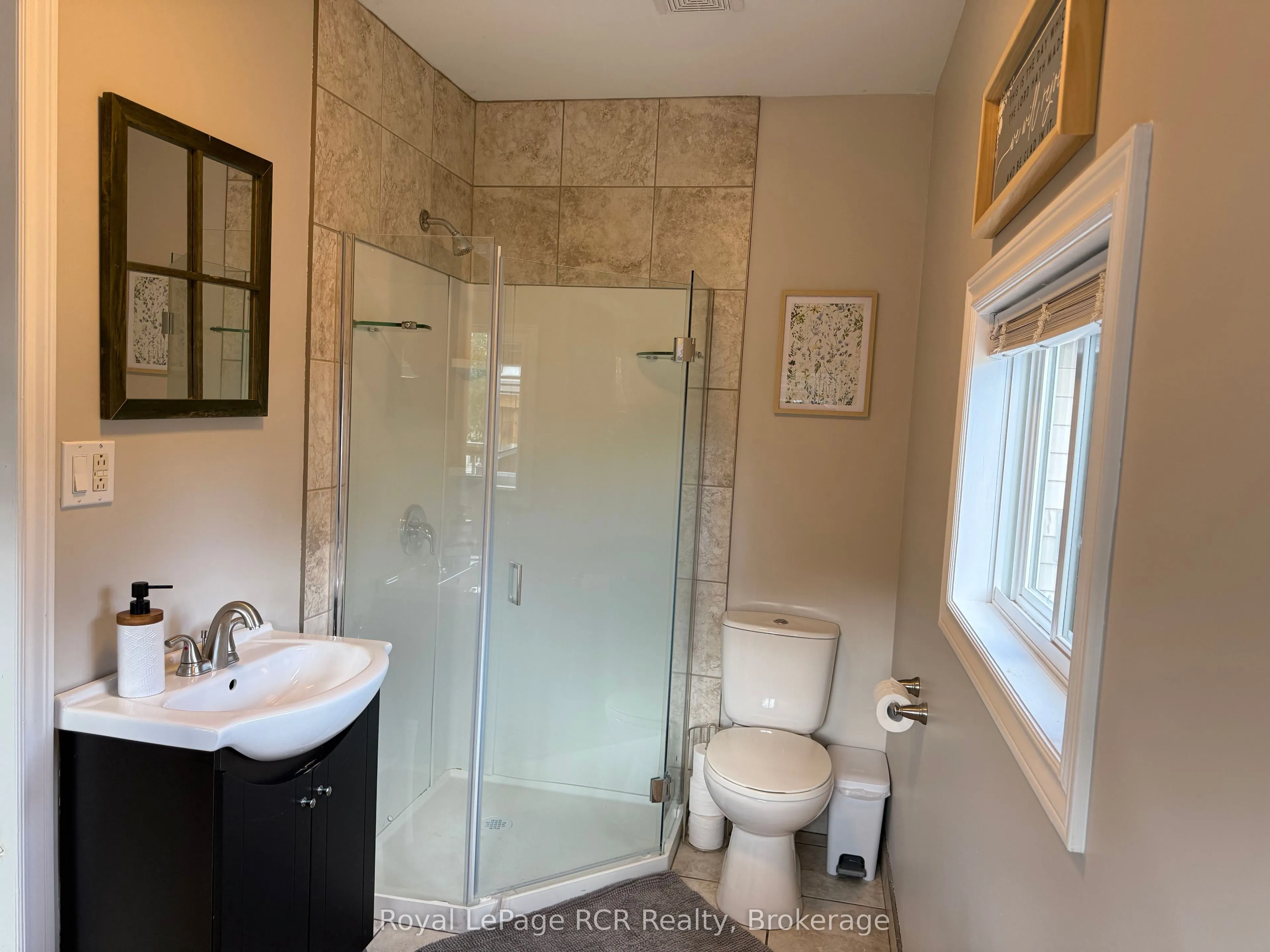 312 18th Street W