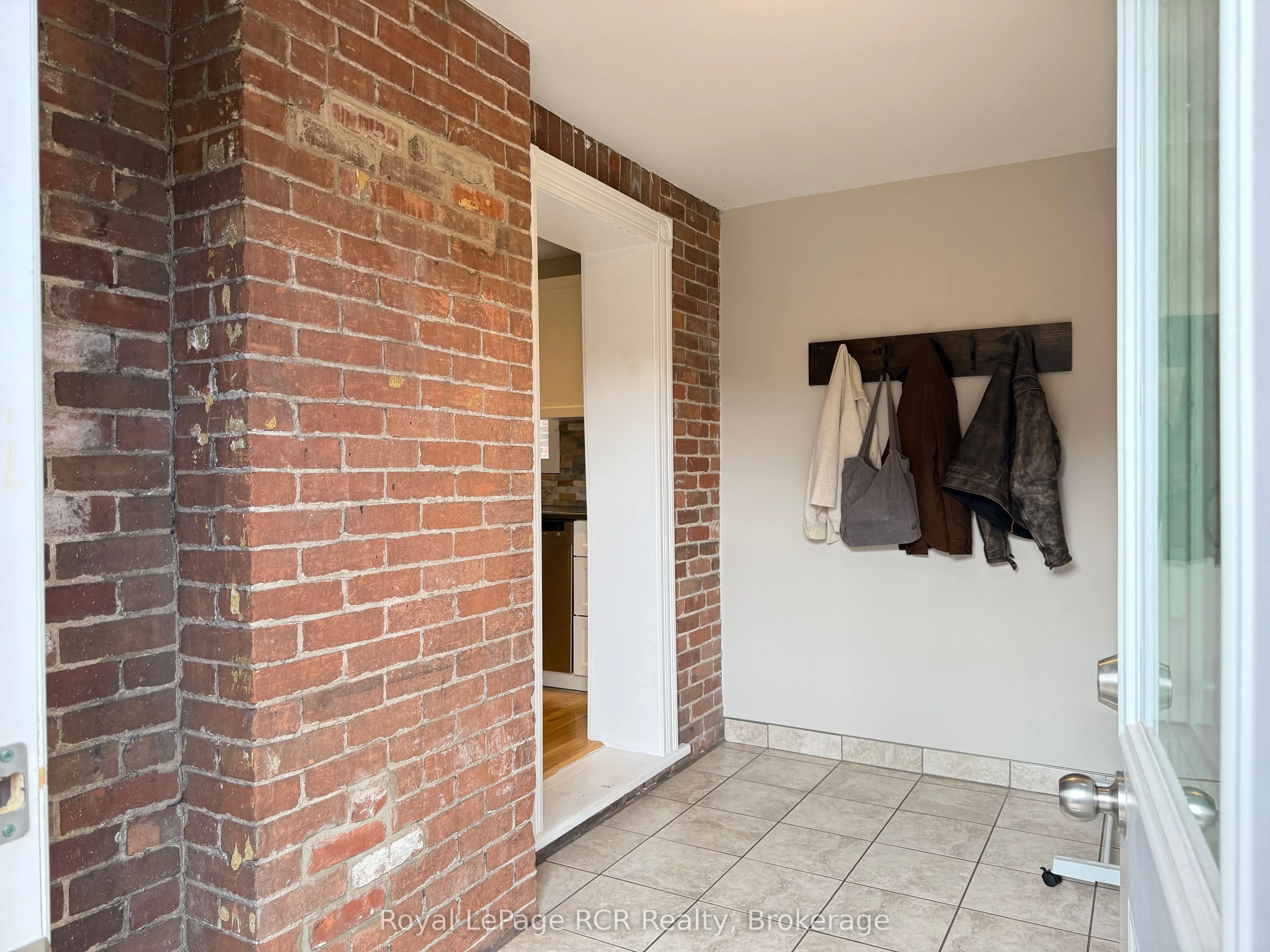 312 18th Street W
