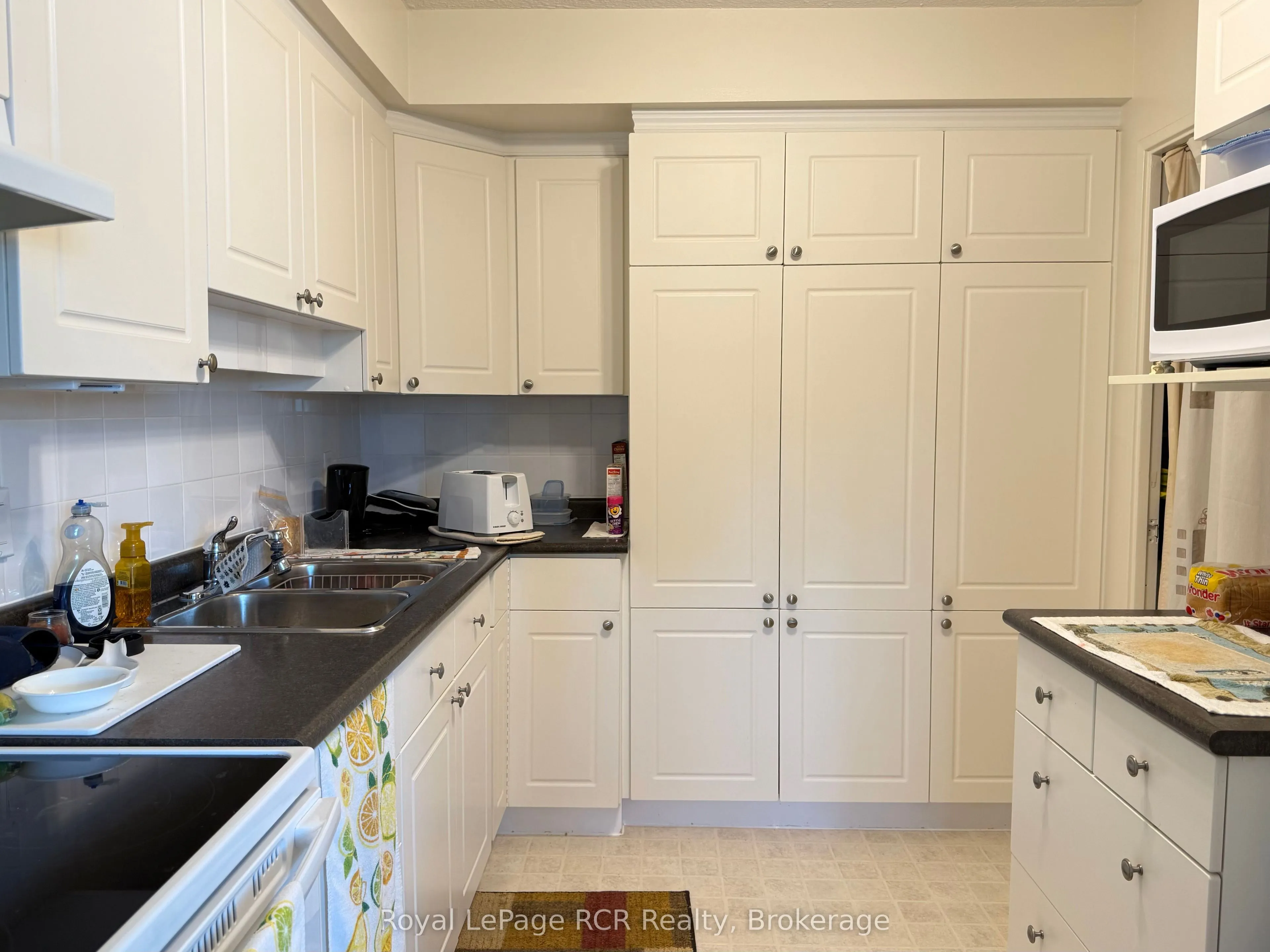 860 9TH Street E, #410