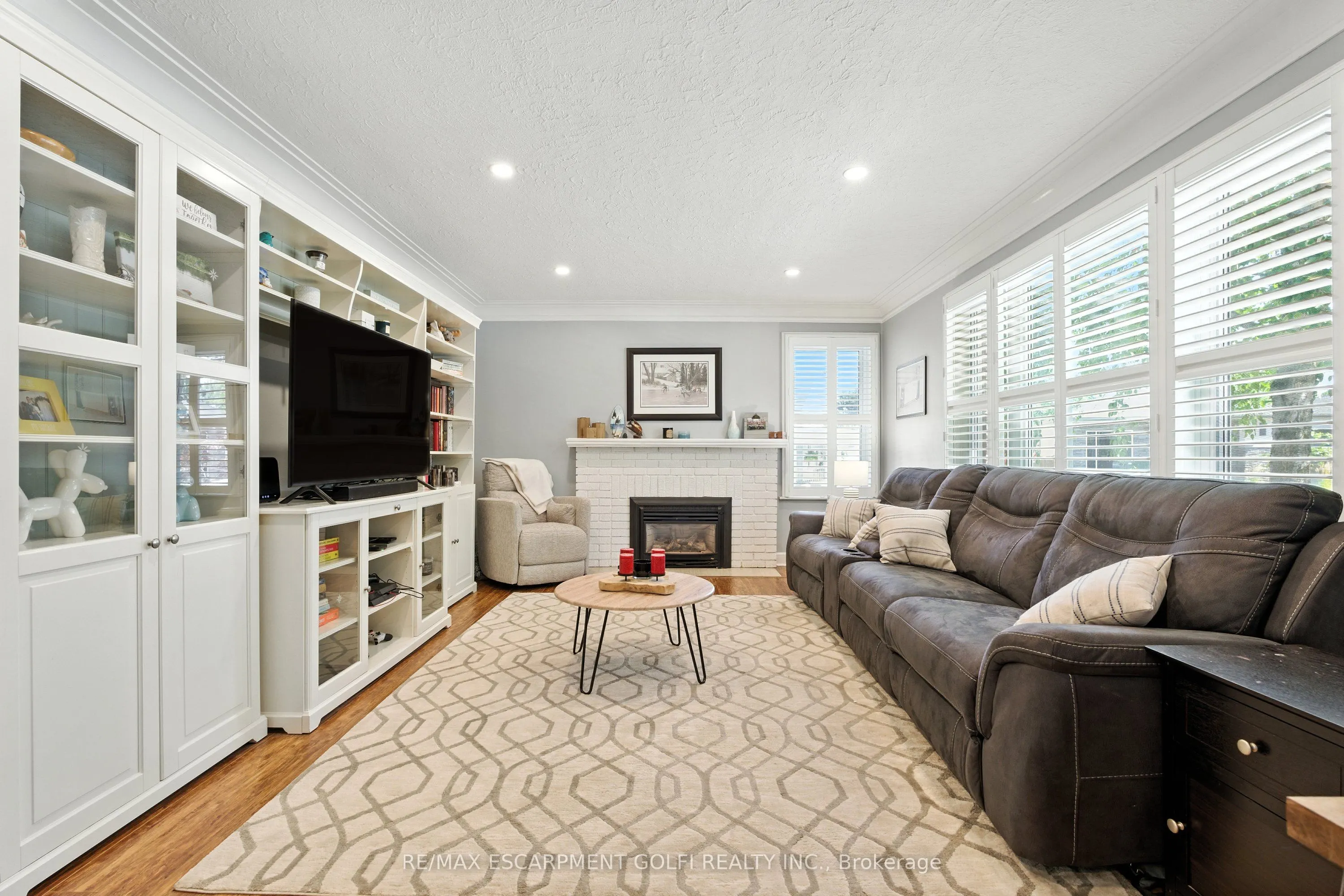 2 Avalon Place
