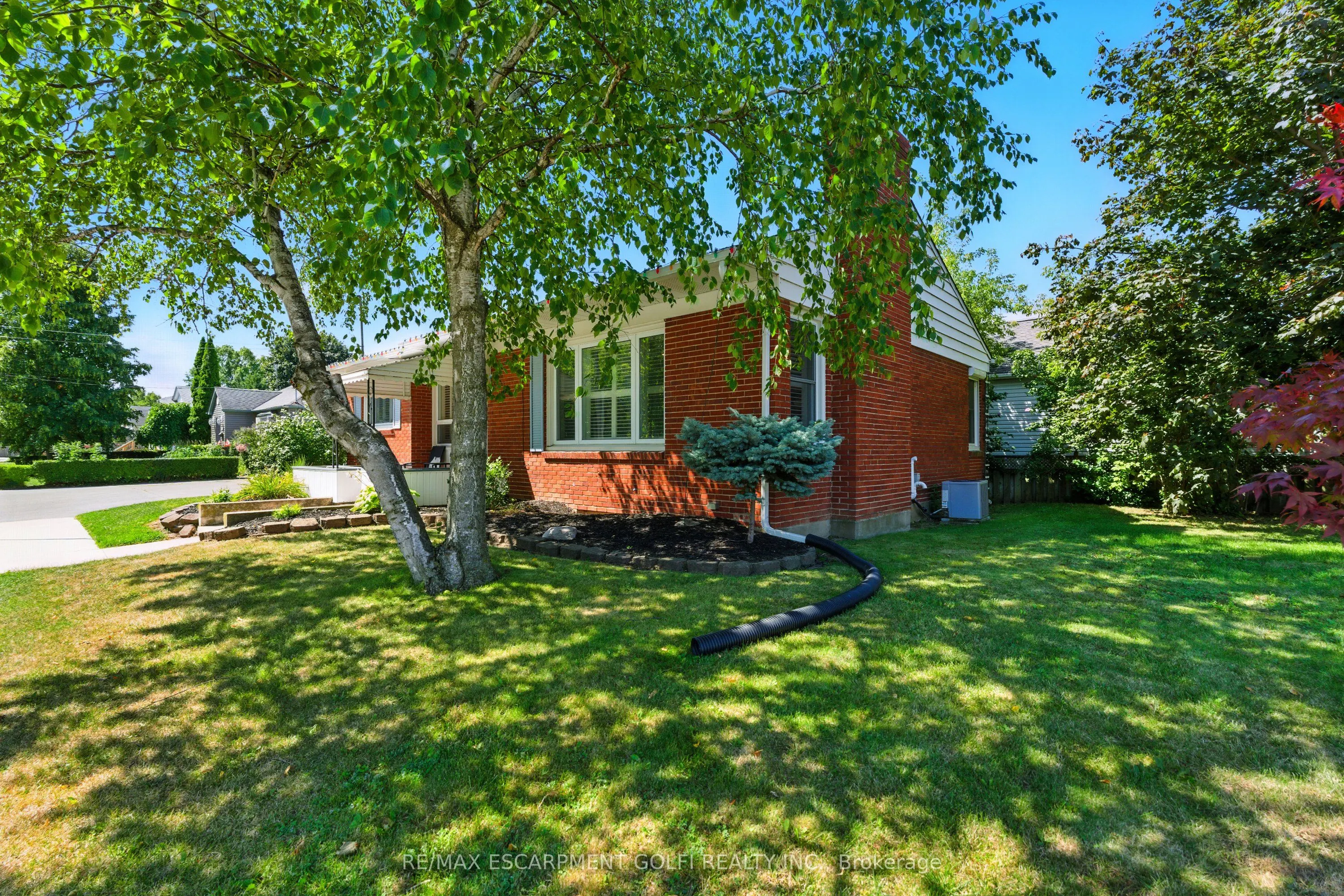 2 Avalon Place