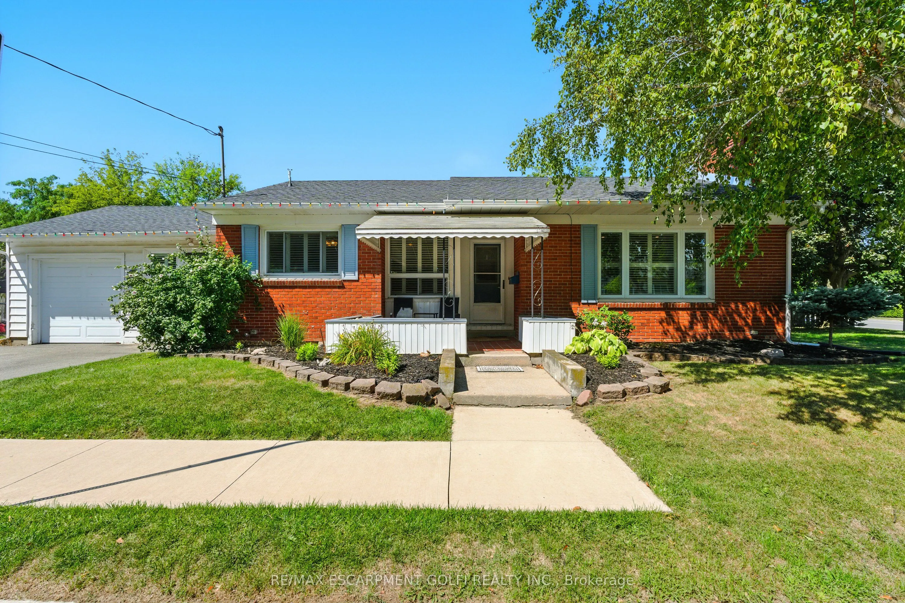 2 Avalon Place