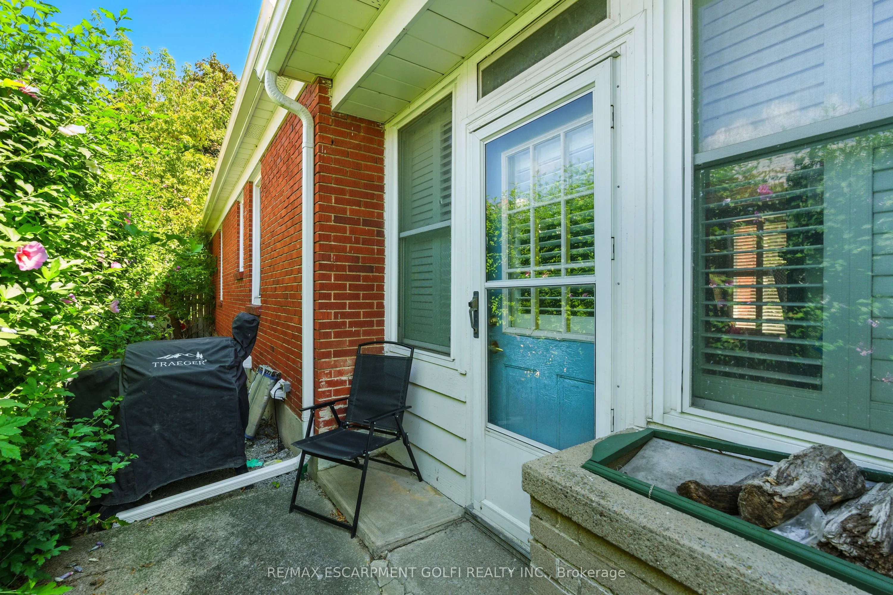 2 Avalon Place