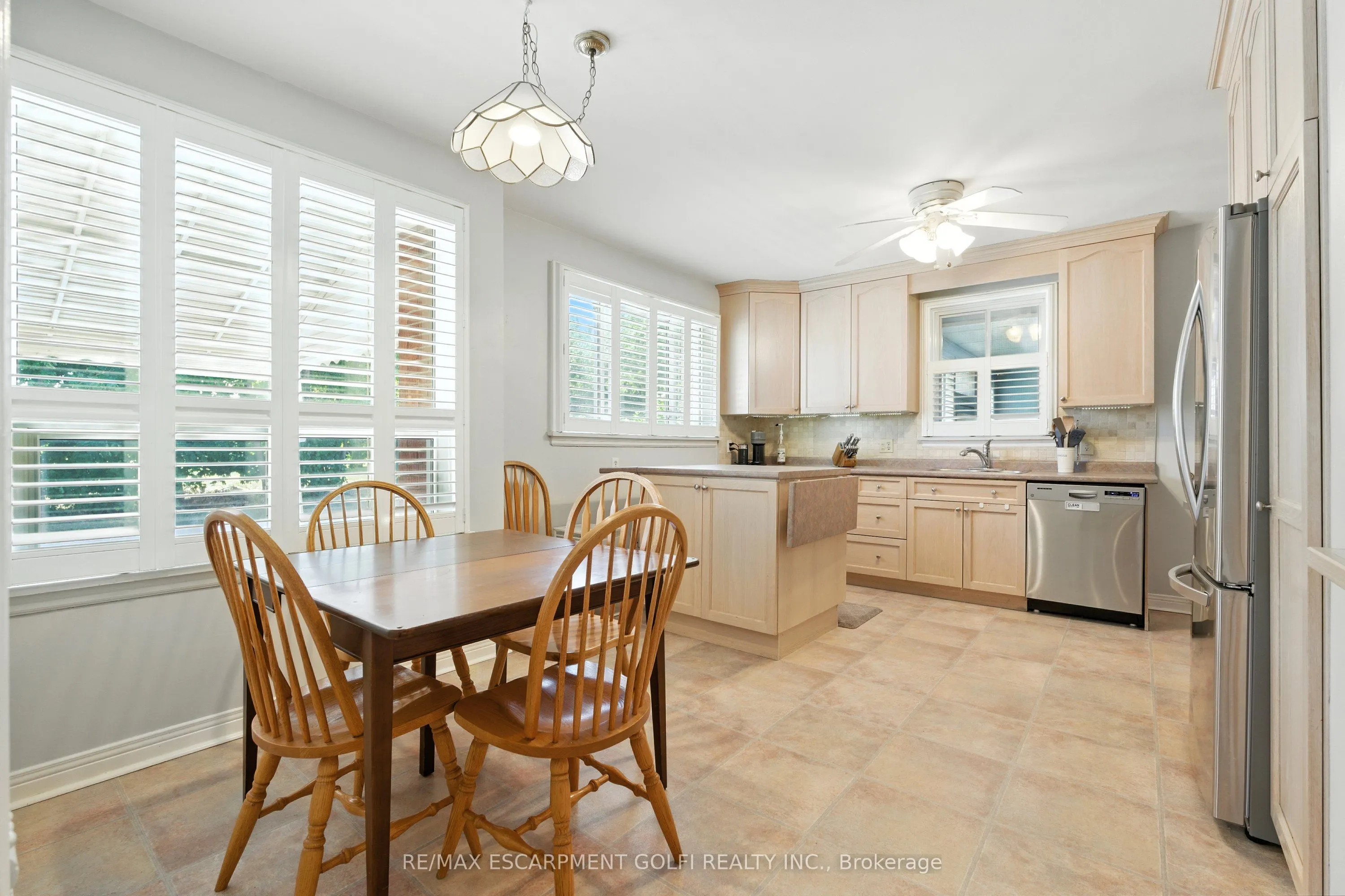 2 Avalon Place