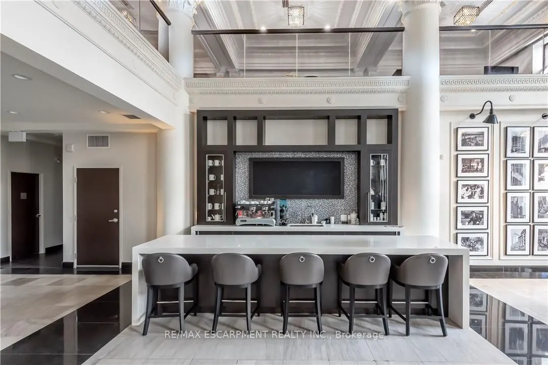 112 King Street E, #705