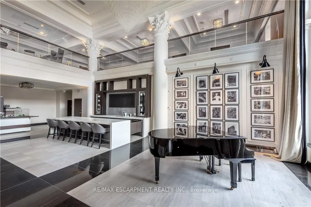 112 King Street E, #705