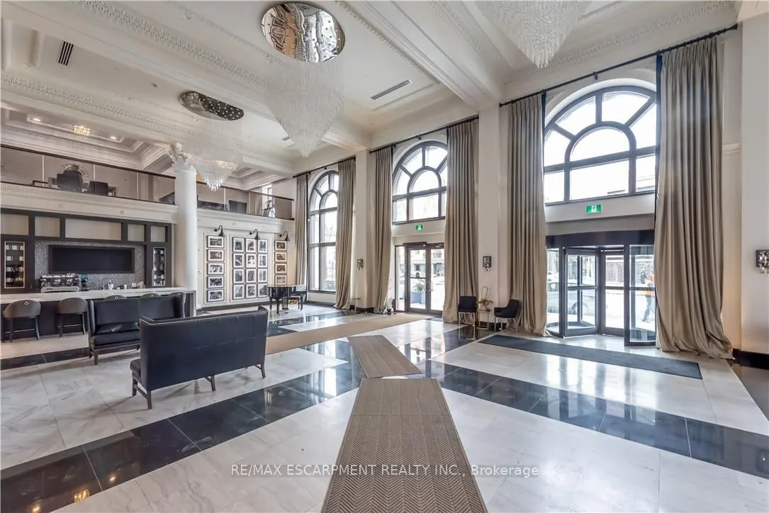 112 King Street E, #705