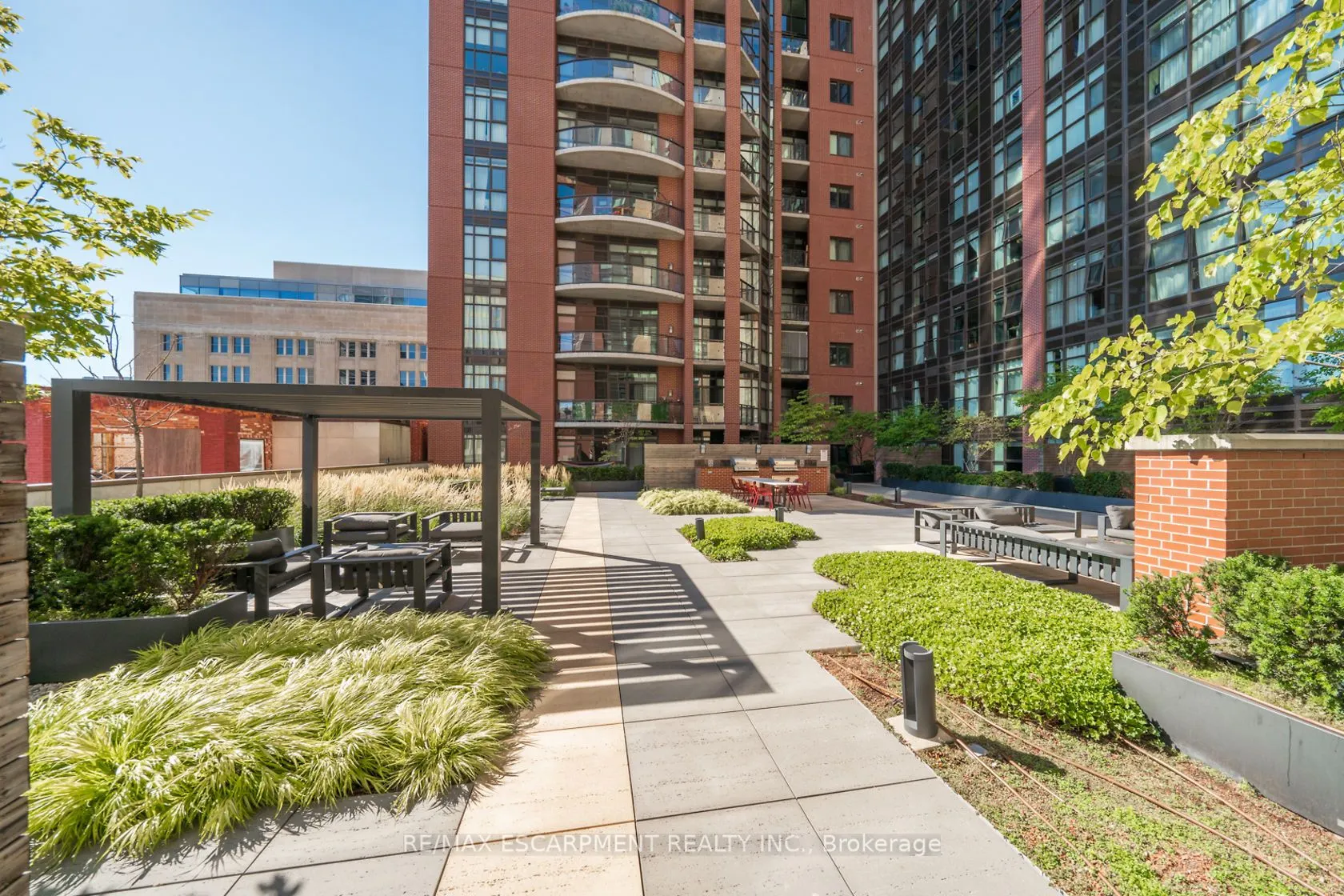 112 King Street E, #705