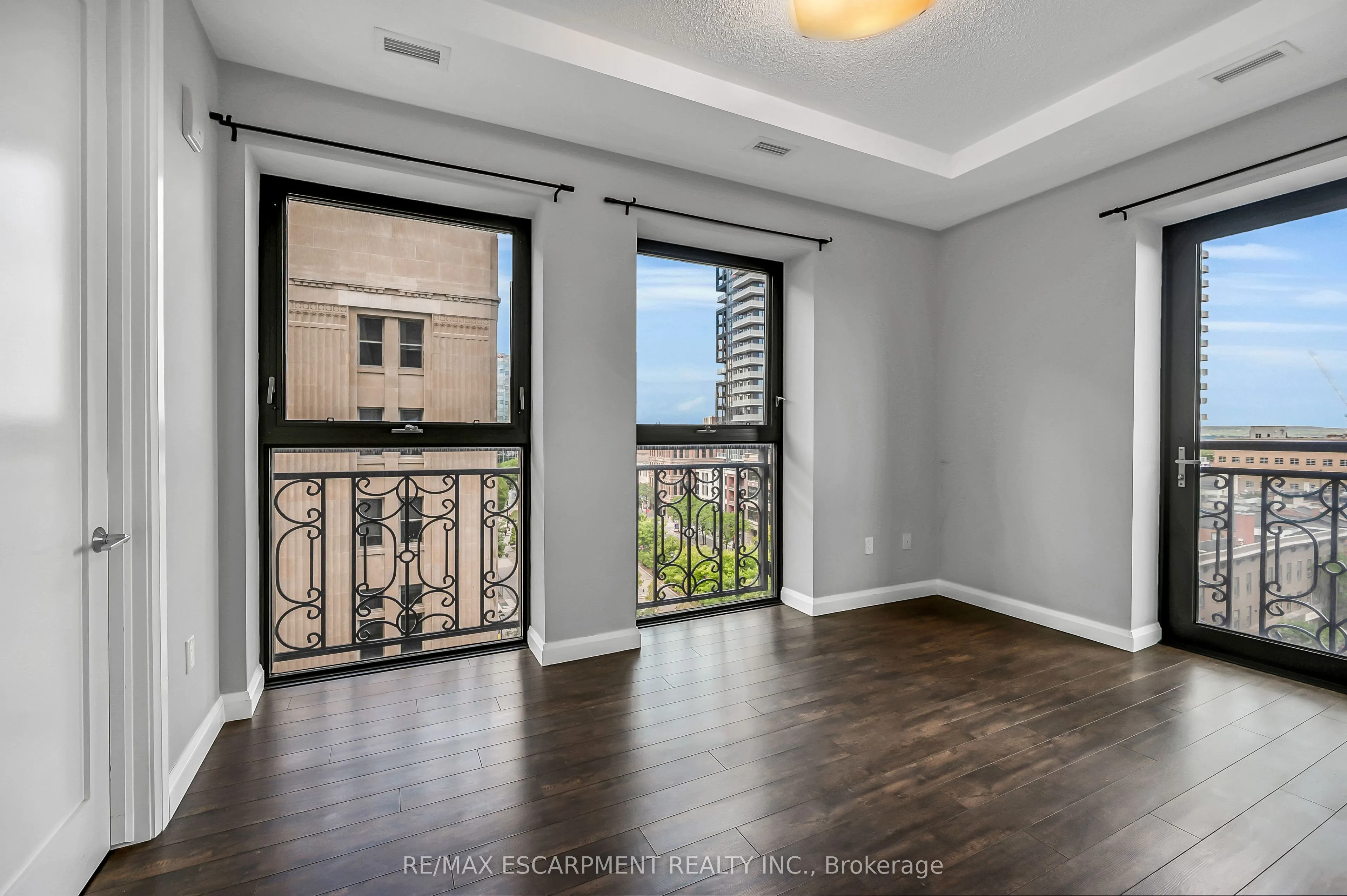 112 King Street E, #705