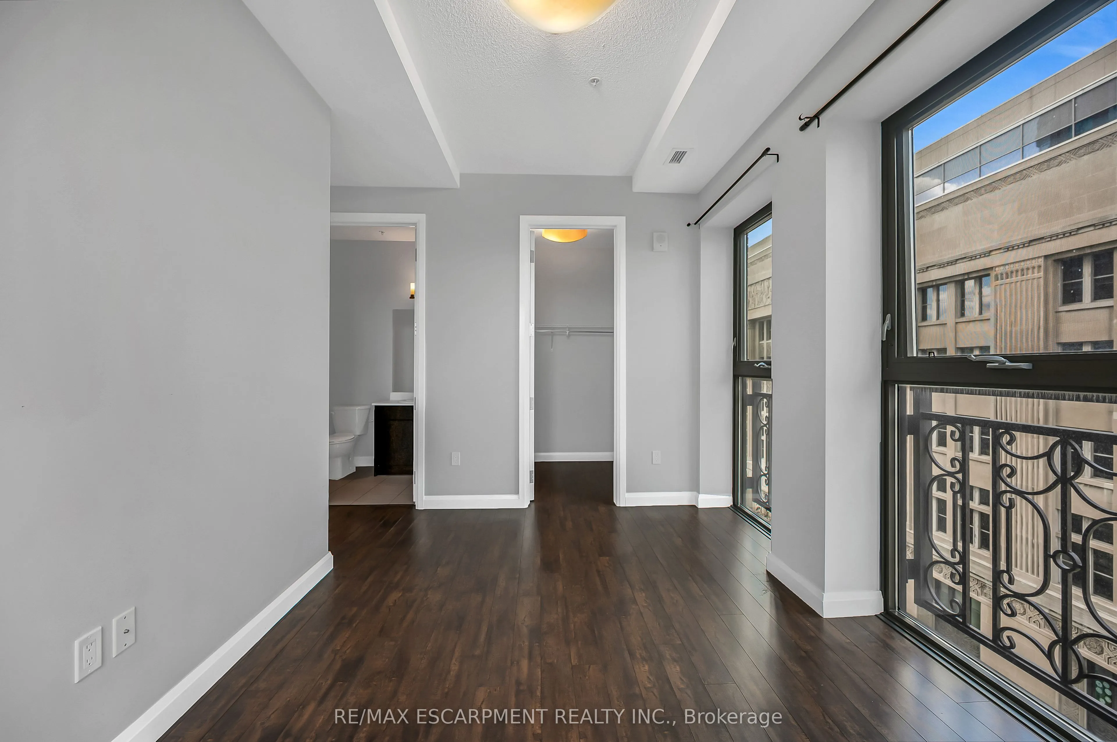 112 King Street E, #705