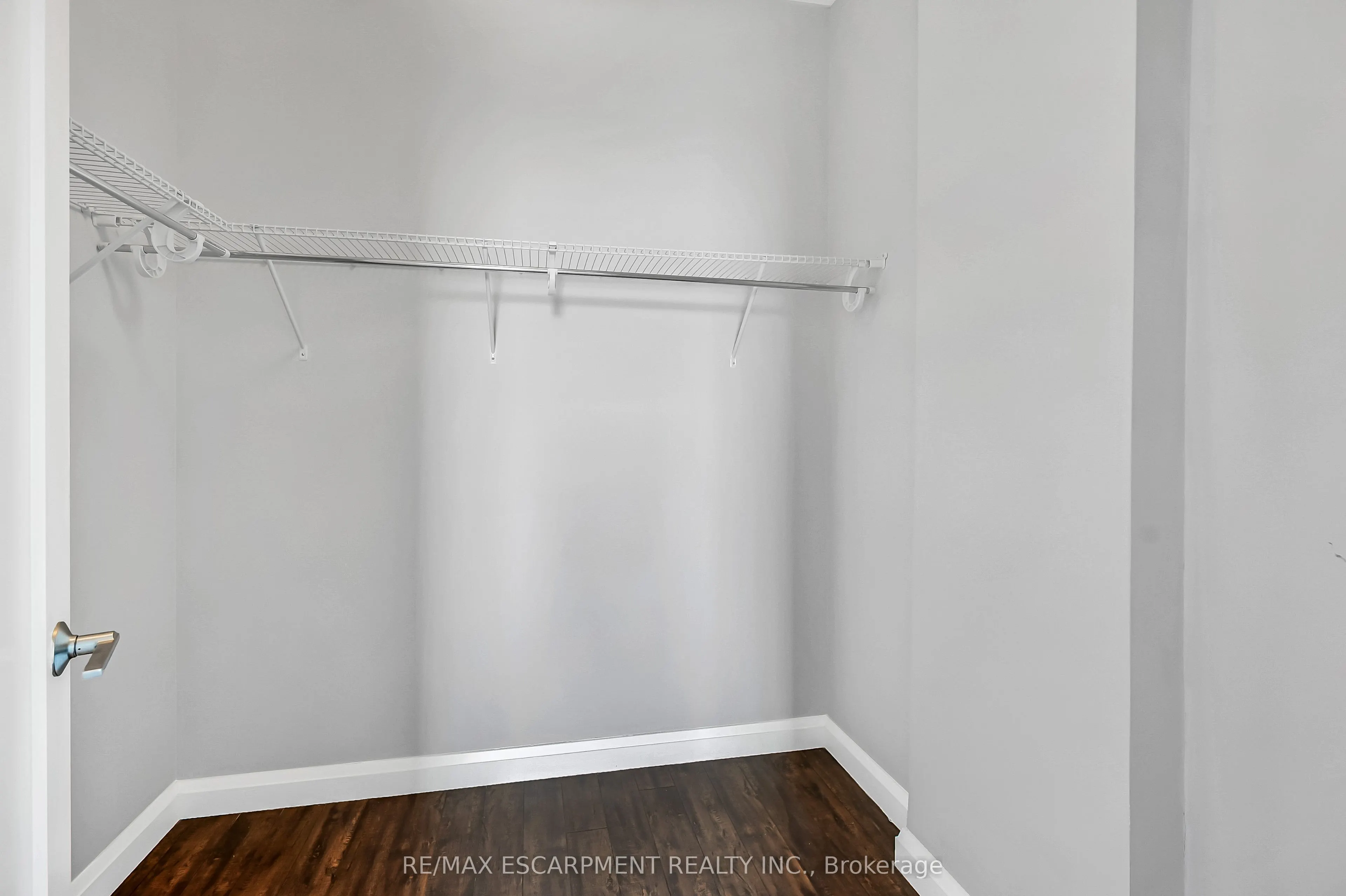 112 King Street E, #705