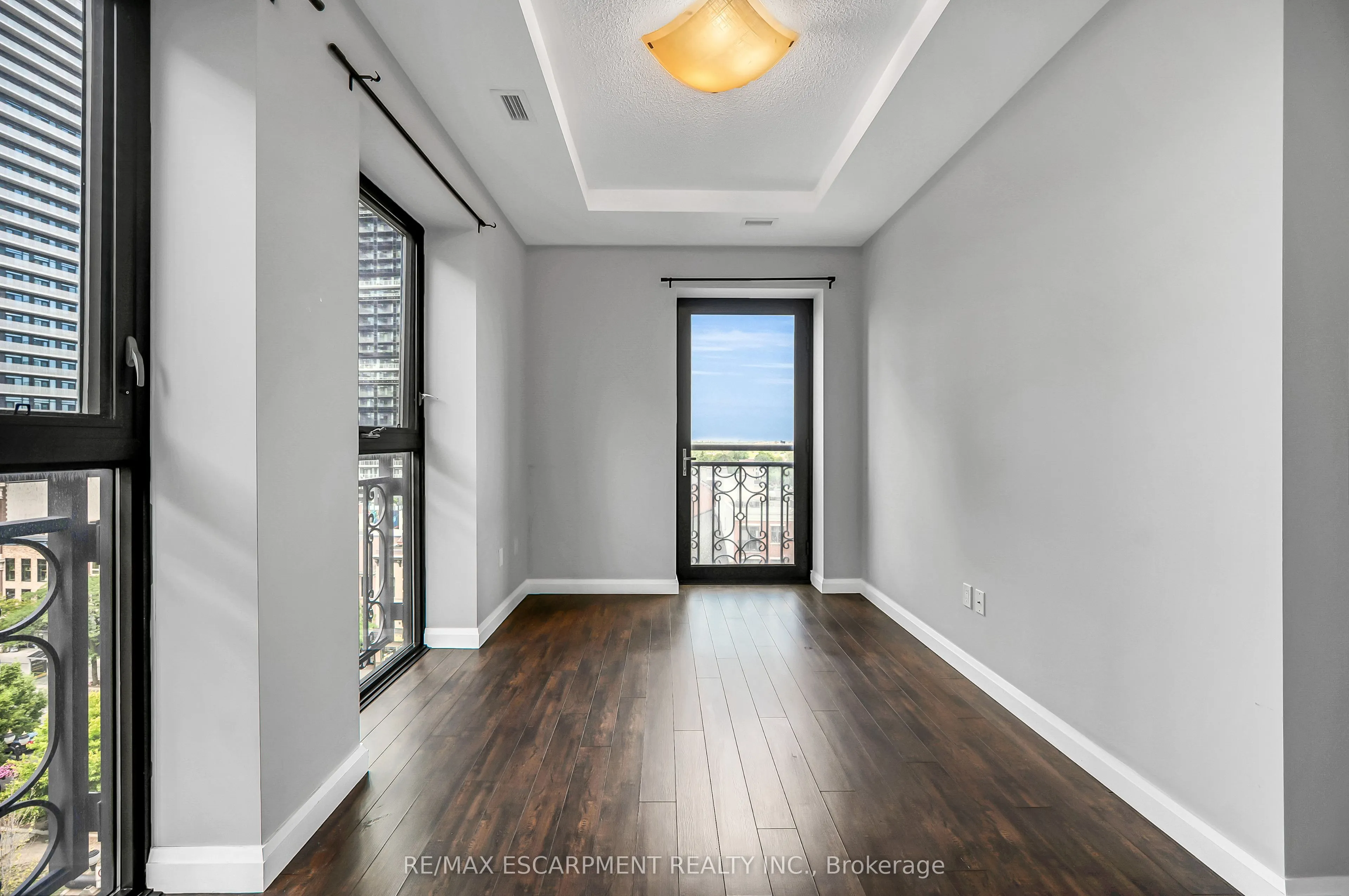 112 King Street E, #705