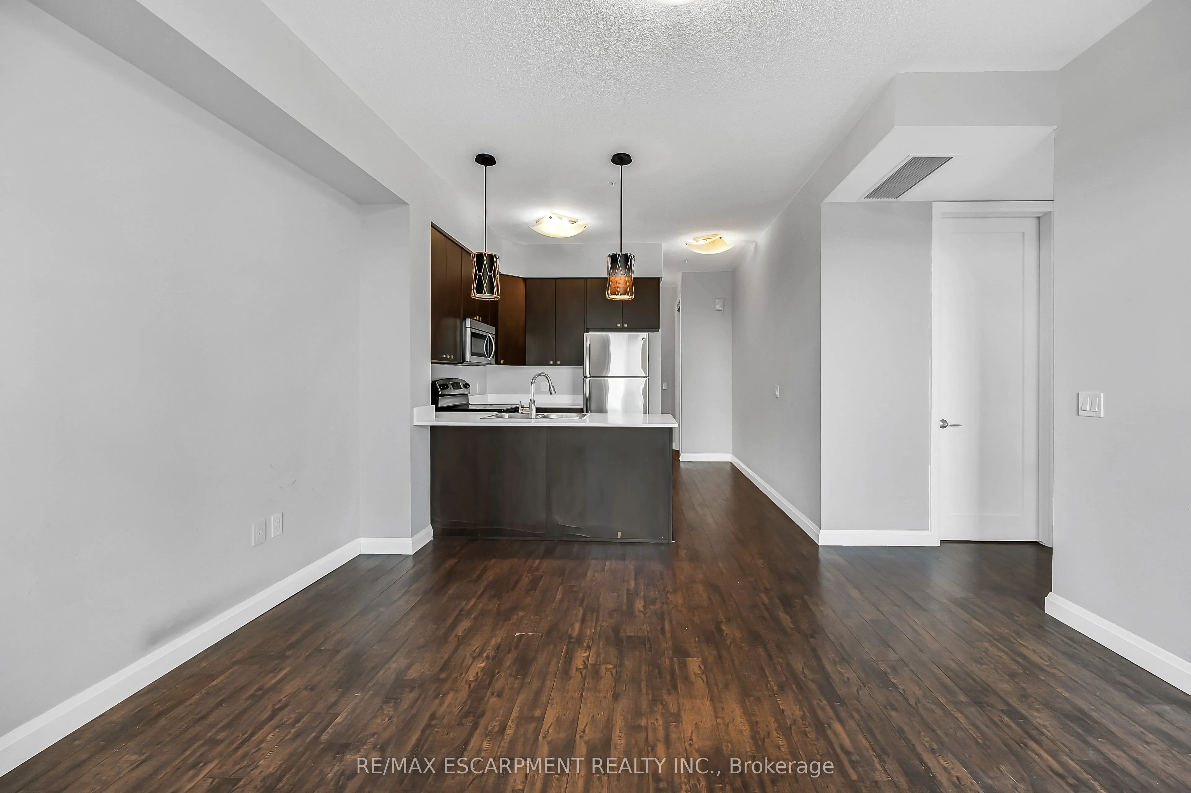 112 King Street E, #705