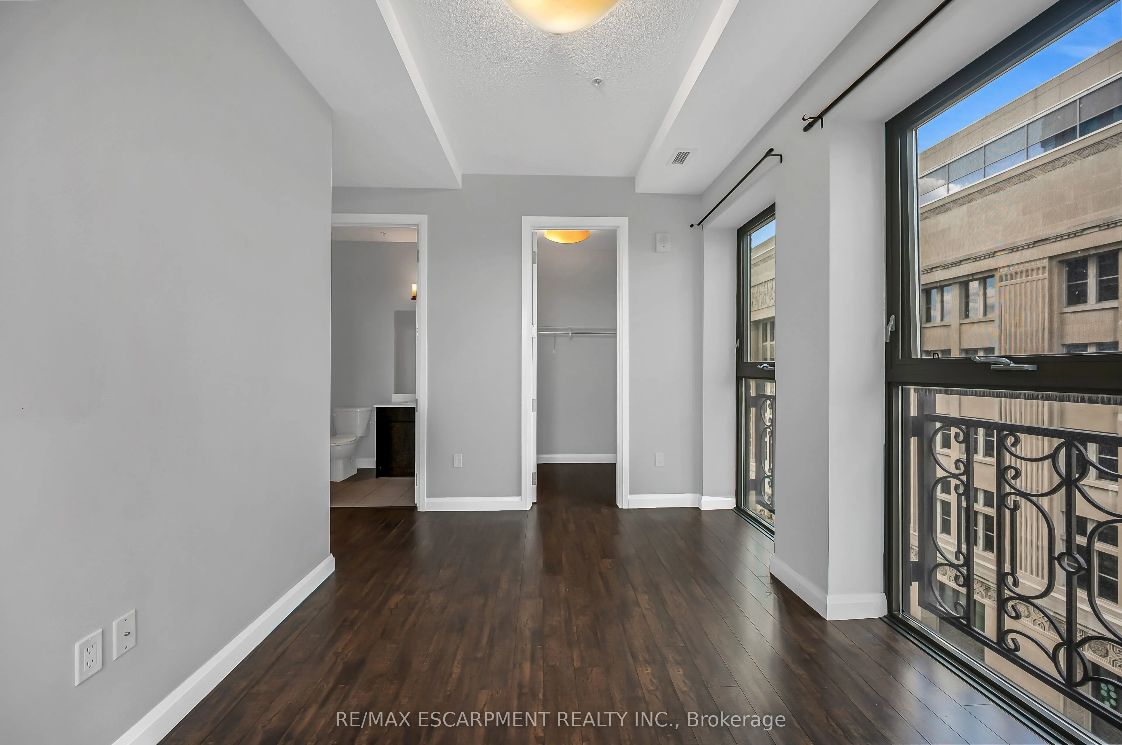 112 King Street E, #705