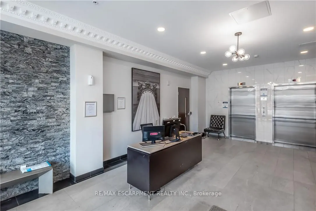 112 King Street E, #705