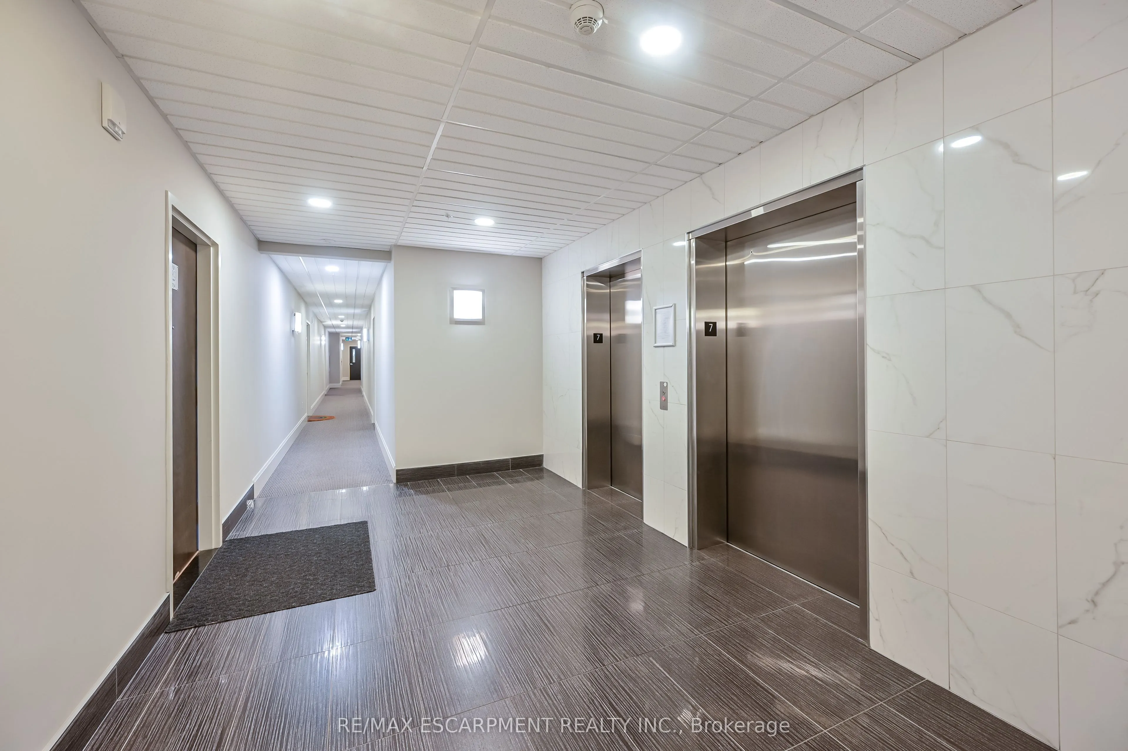 112 King Street E, #705