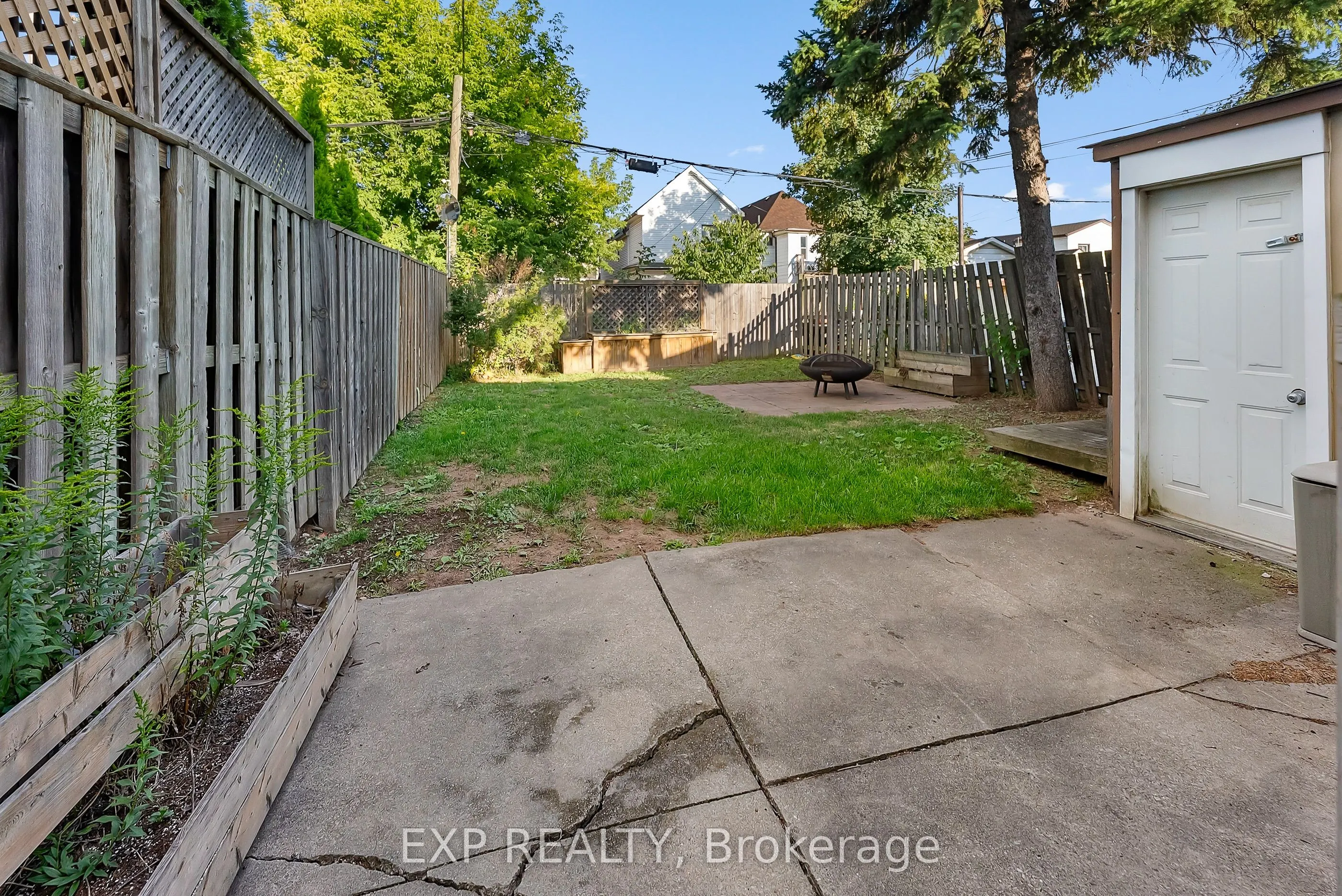 200 Kensington Avenue N