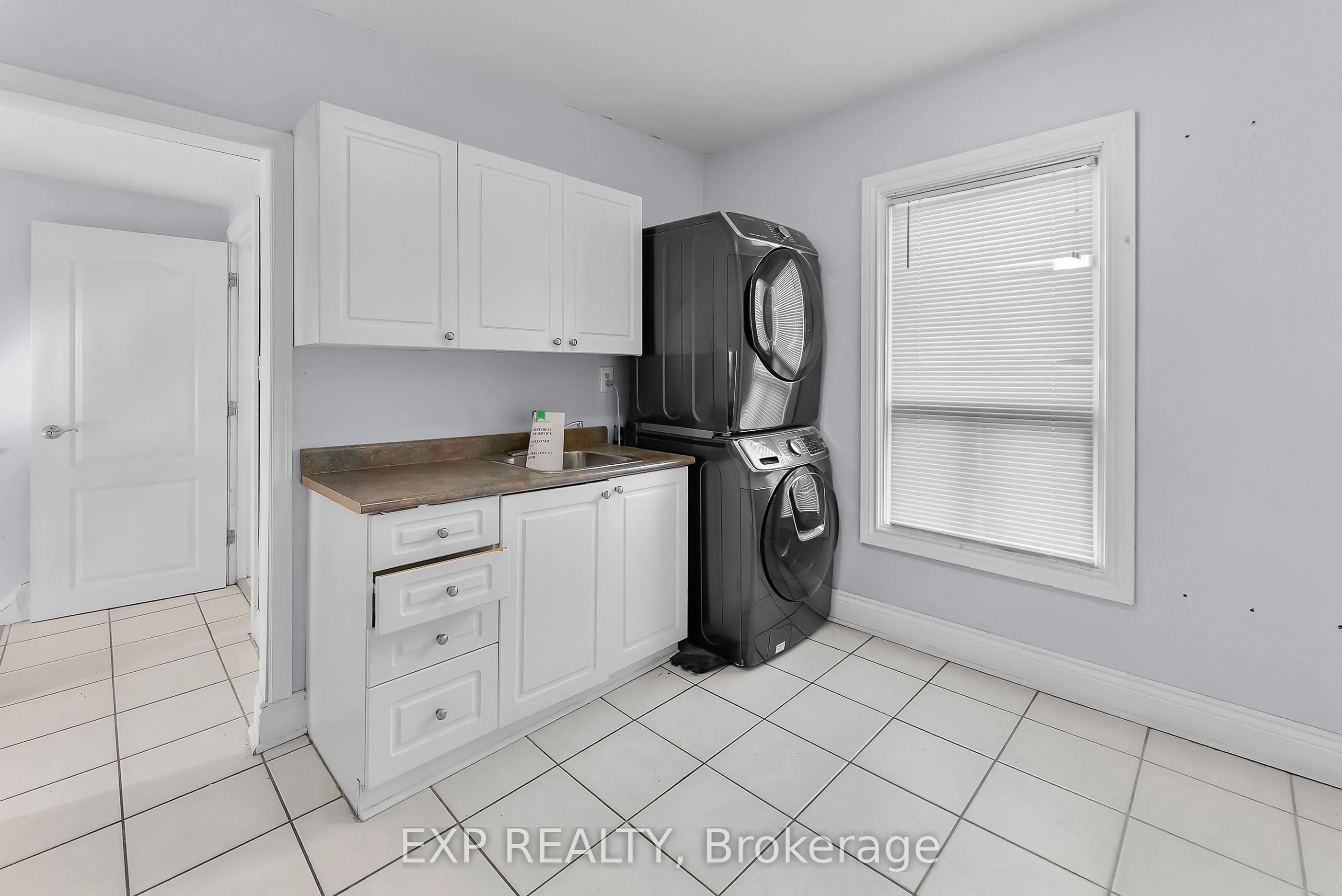 200 Kensington Avenue N