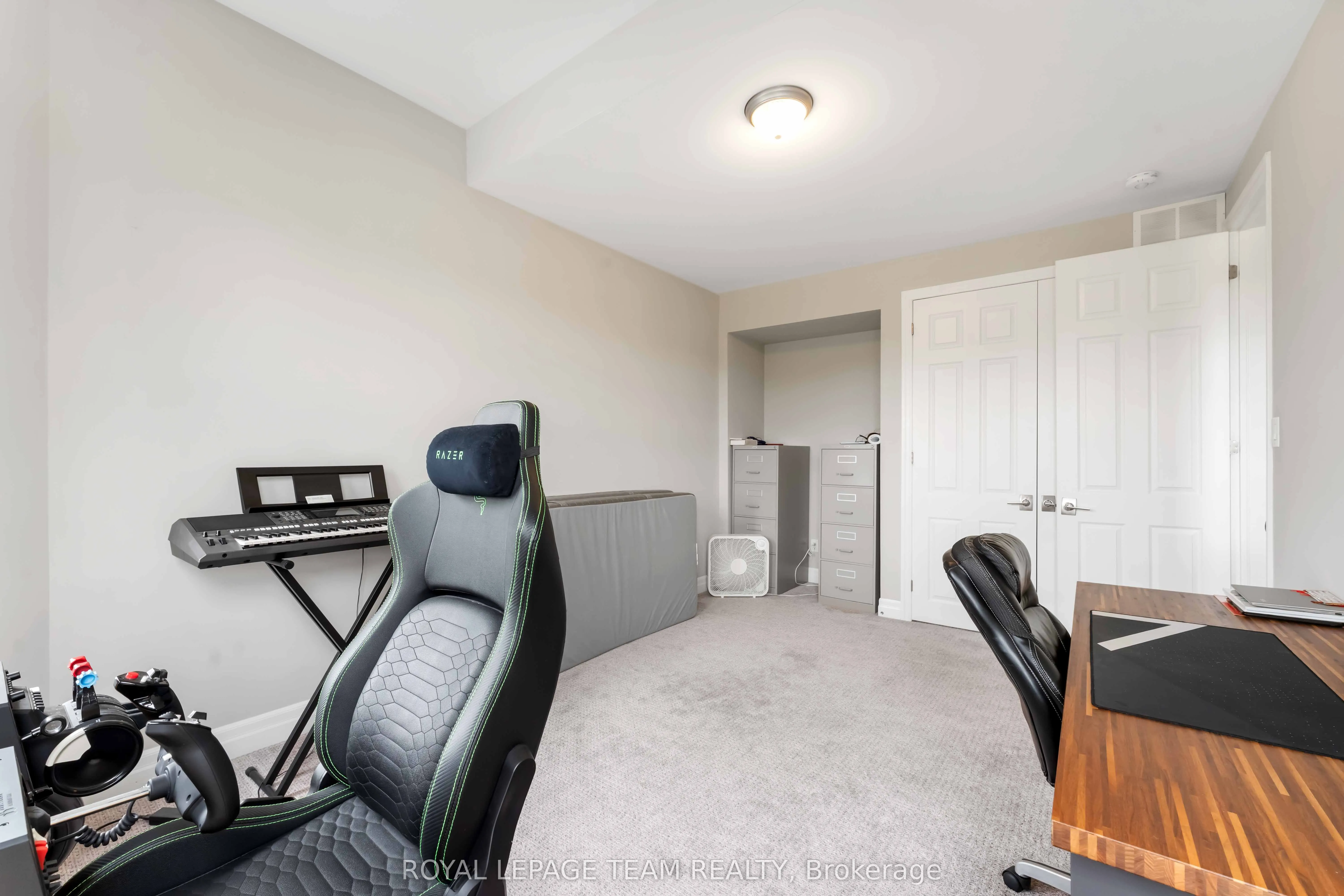 648 Pearl Dace Crescent