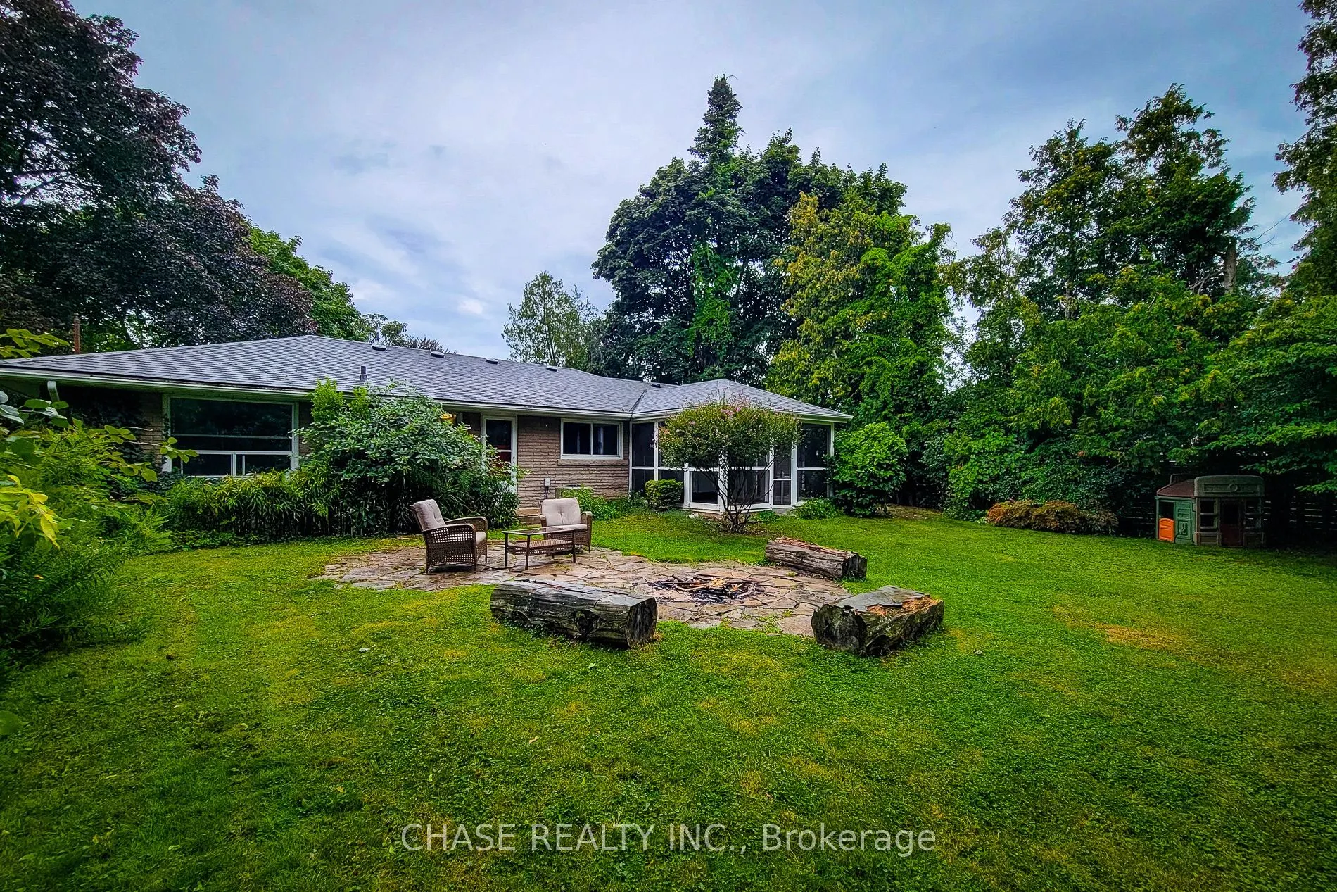 371 Robina Road