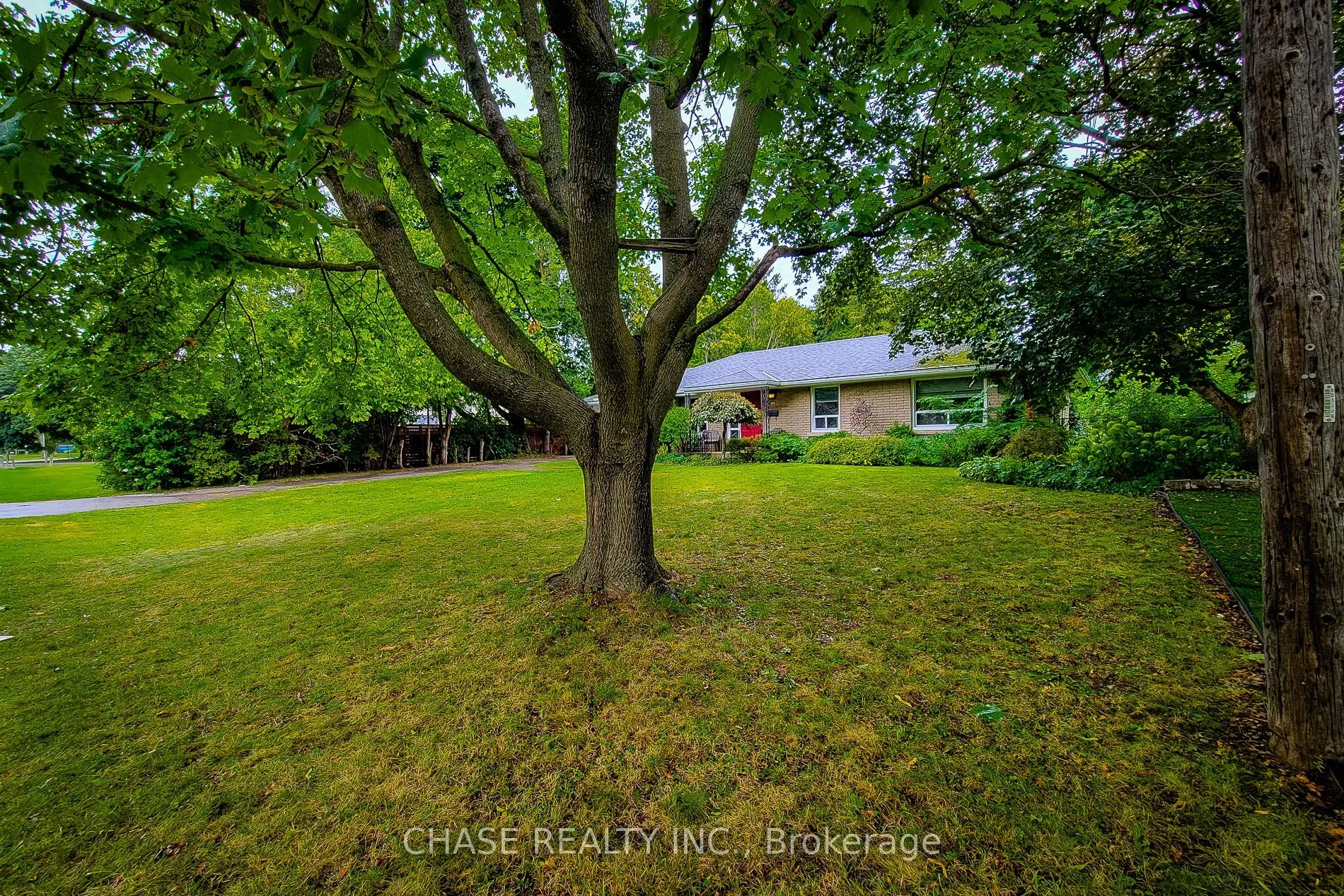 371 Robina Road