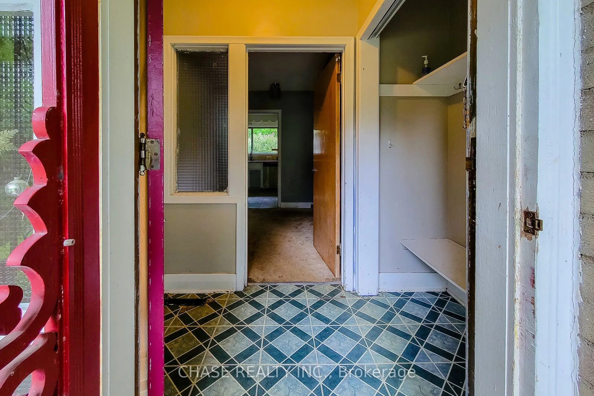 371 Robina Road