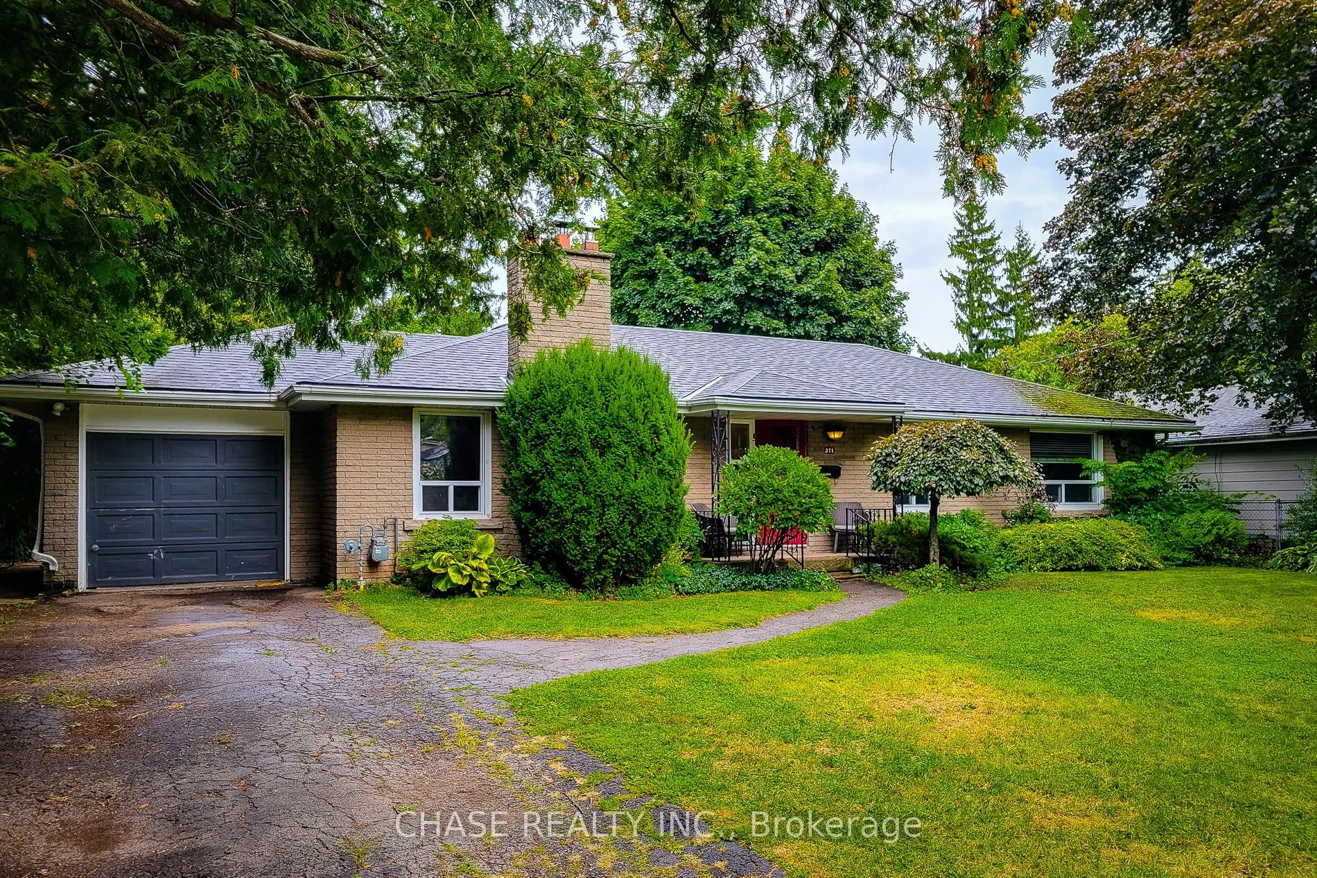 371 Robina Road