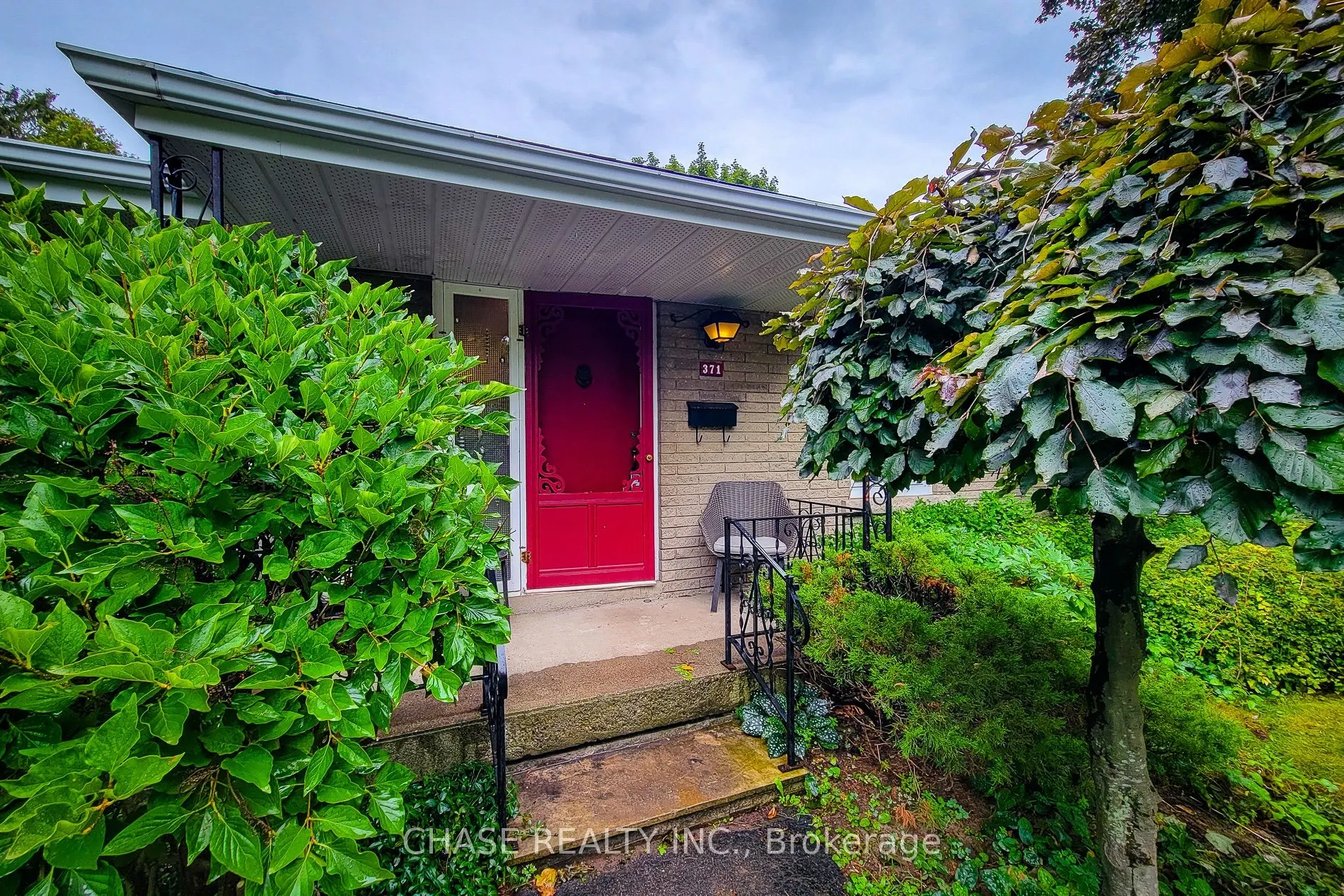 371 Robina Road