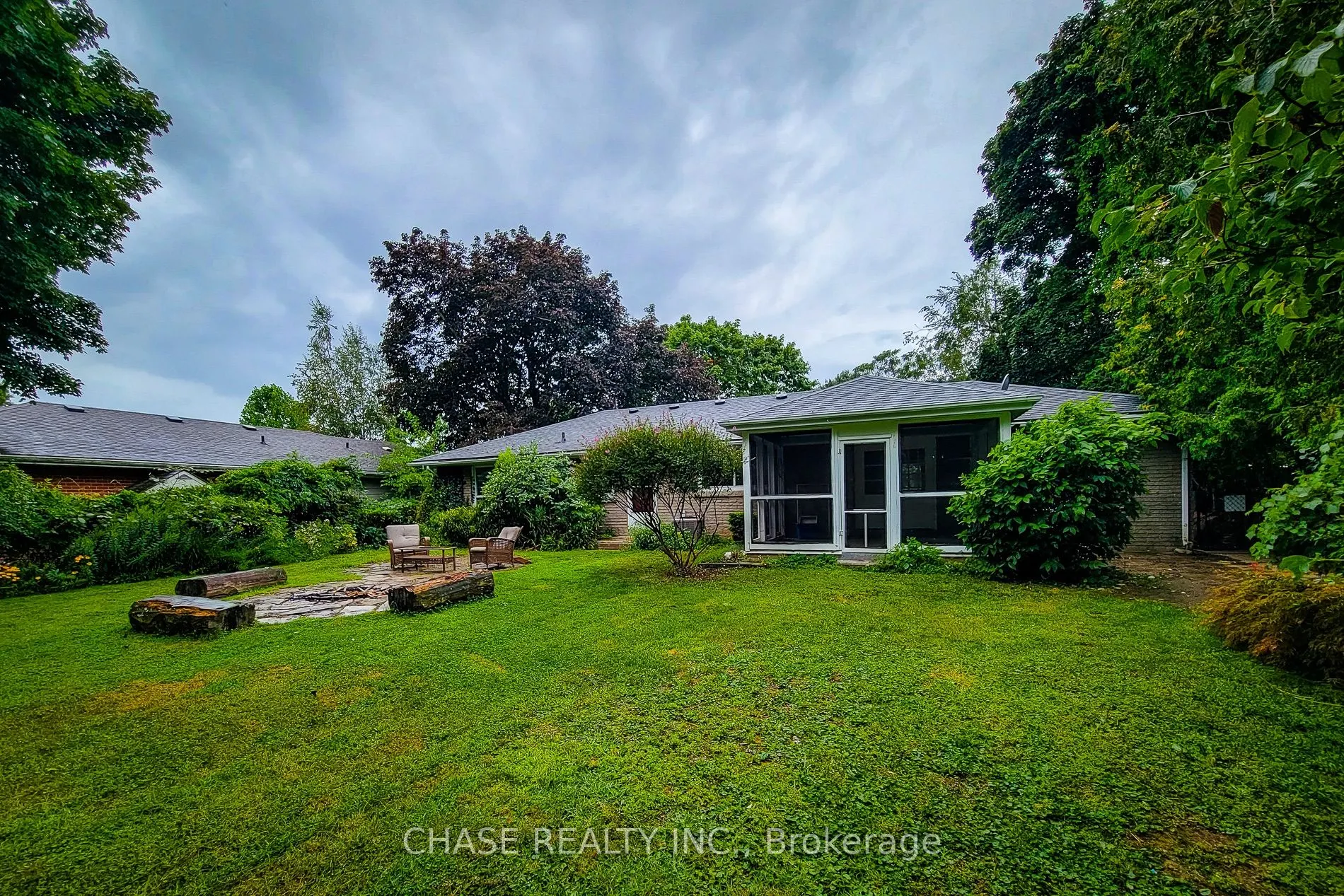 371 Robina Road