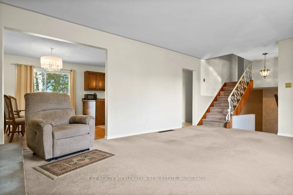 28 Sunset Crescent