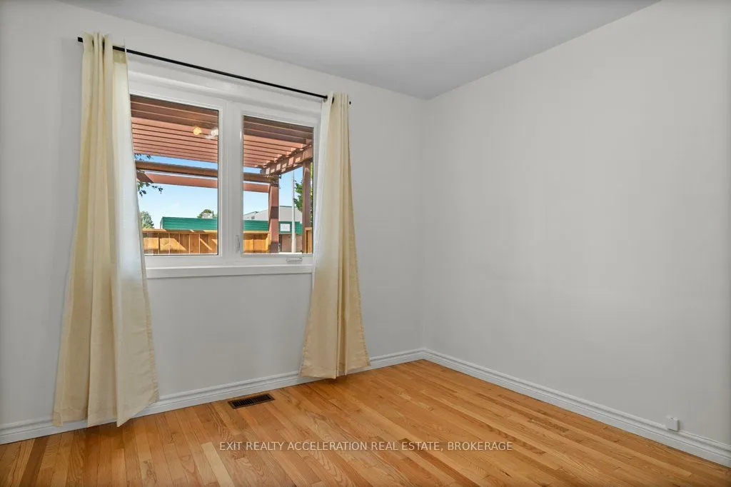 28 Sunset Crescent