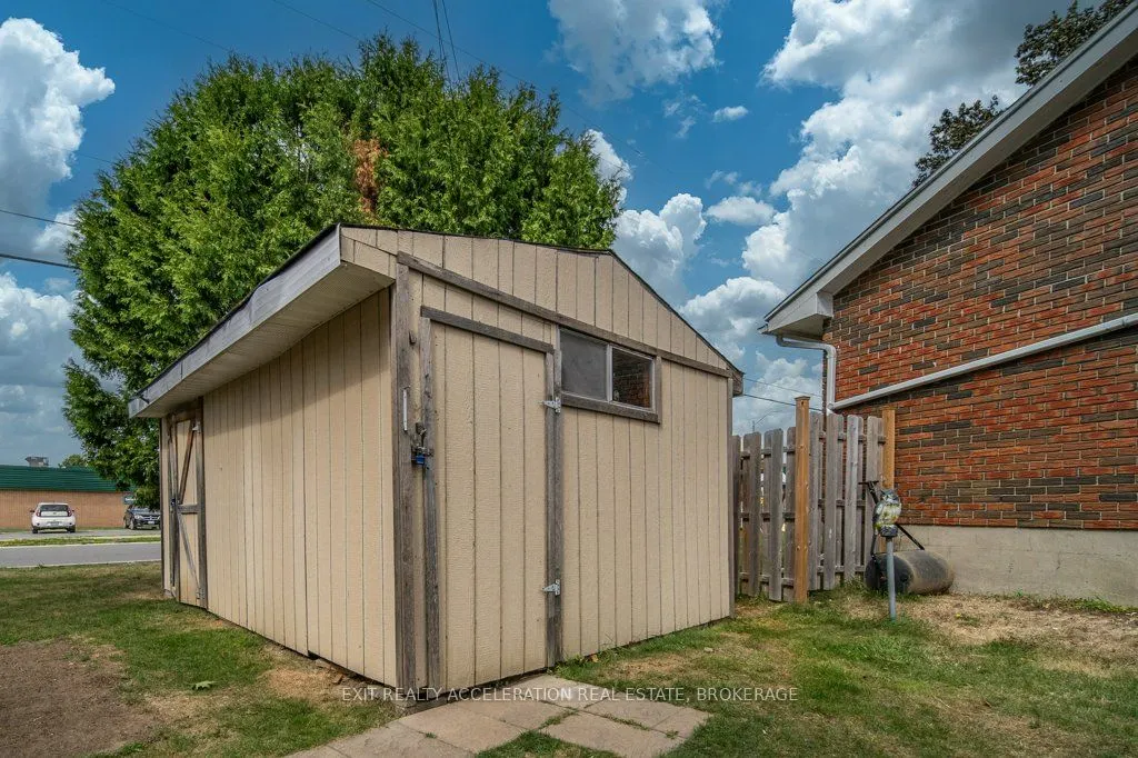 28 Sunset Crescent