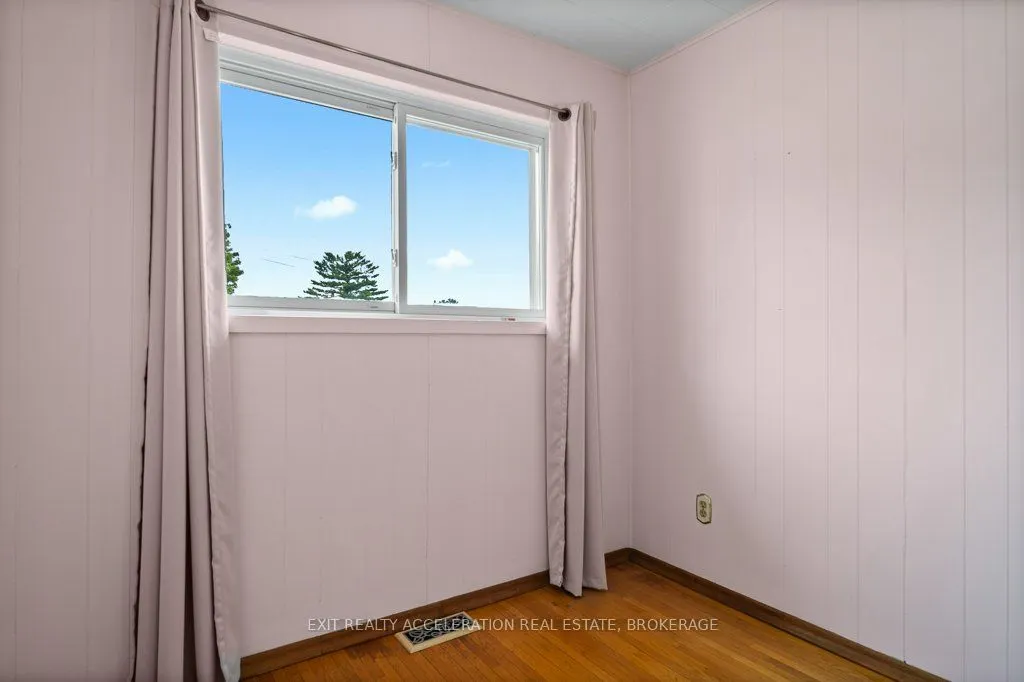 28 Sunset Crescent