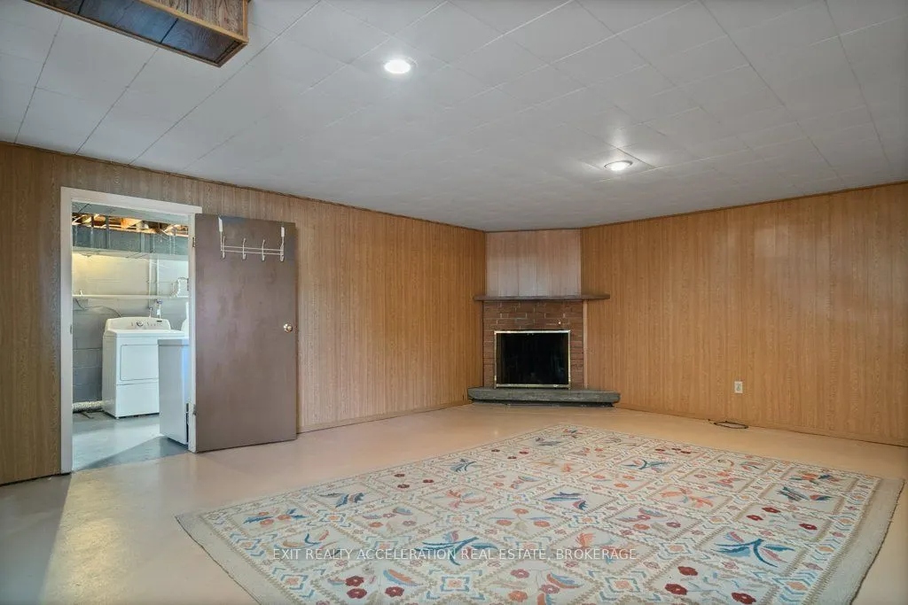 28 Sunset Crescent