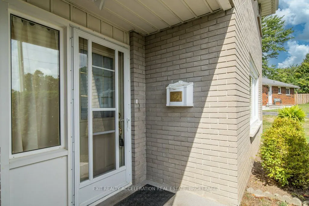28 Sunset Crescent