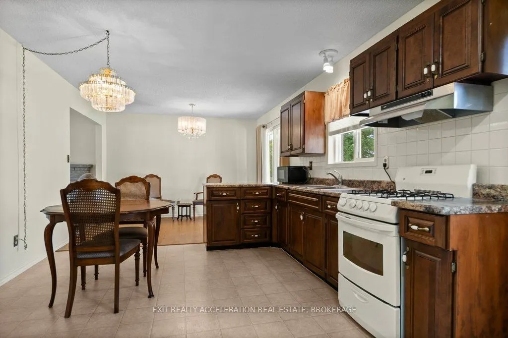 28 Sunset Crescent
