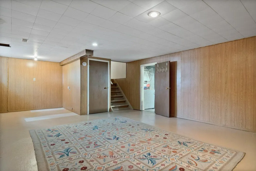 28 Sunset Crescent