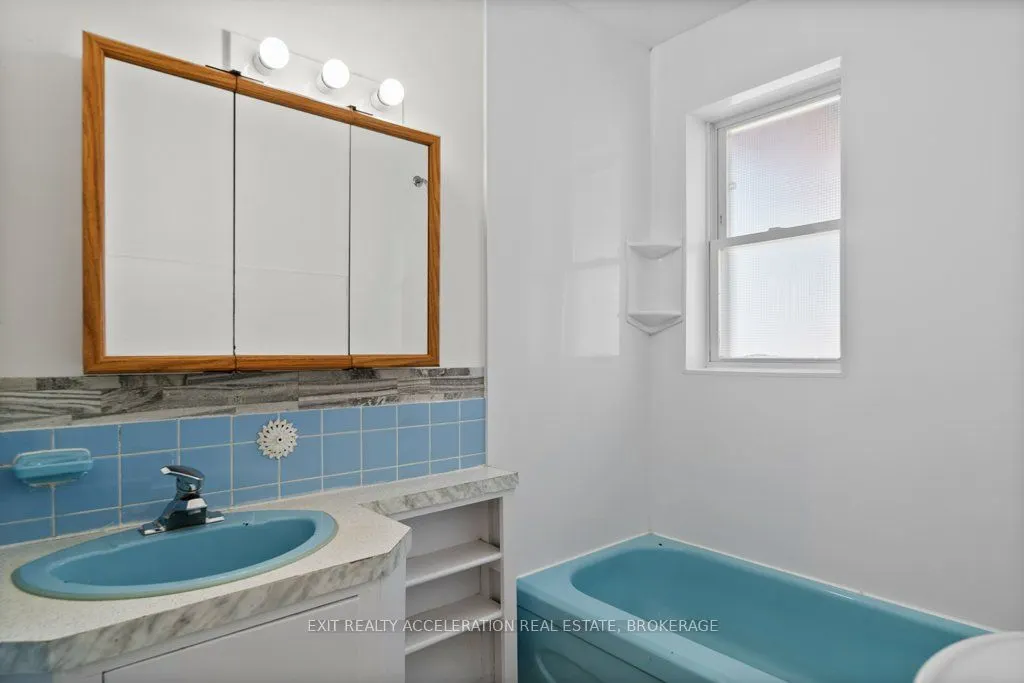 28 Sunset Crescent