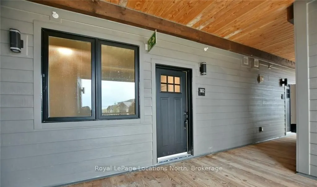 18 BECKWITH Lane, #302