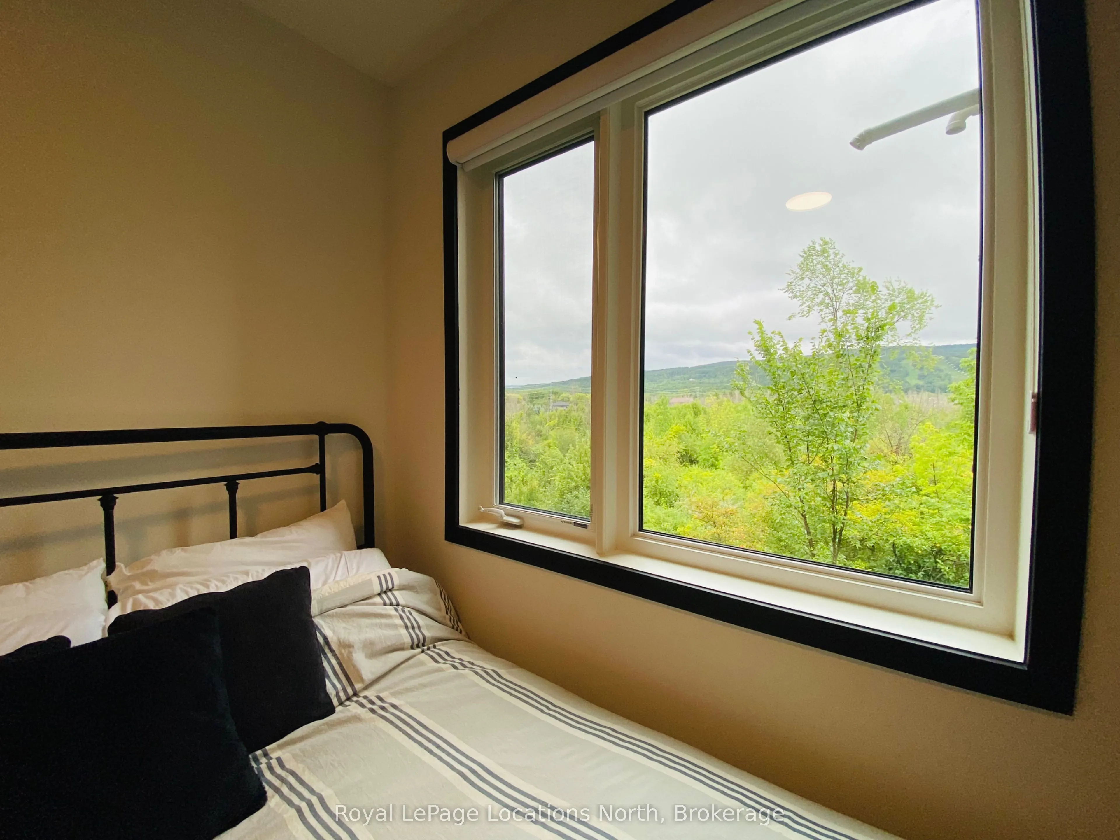 18 BECKWITH Lane, #302