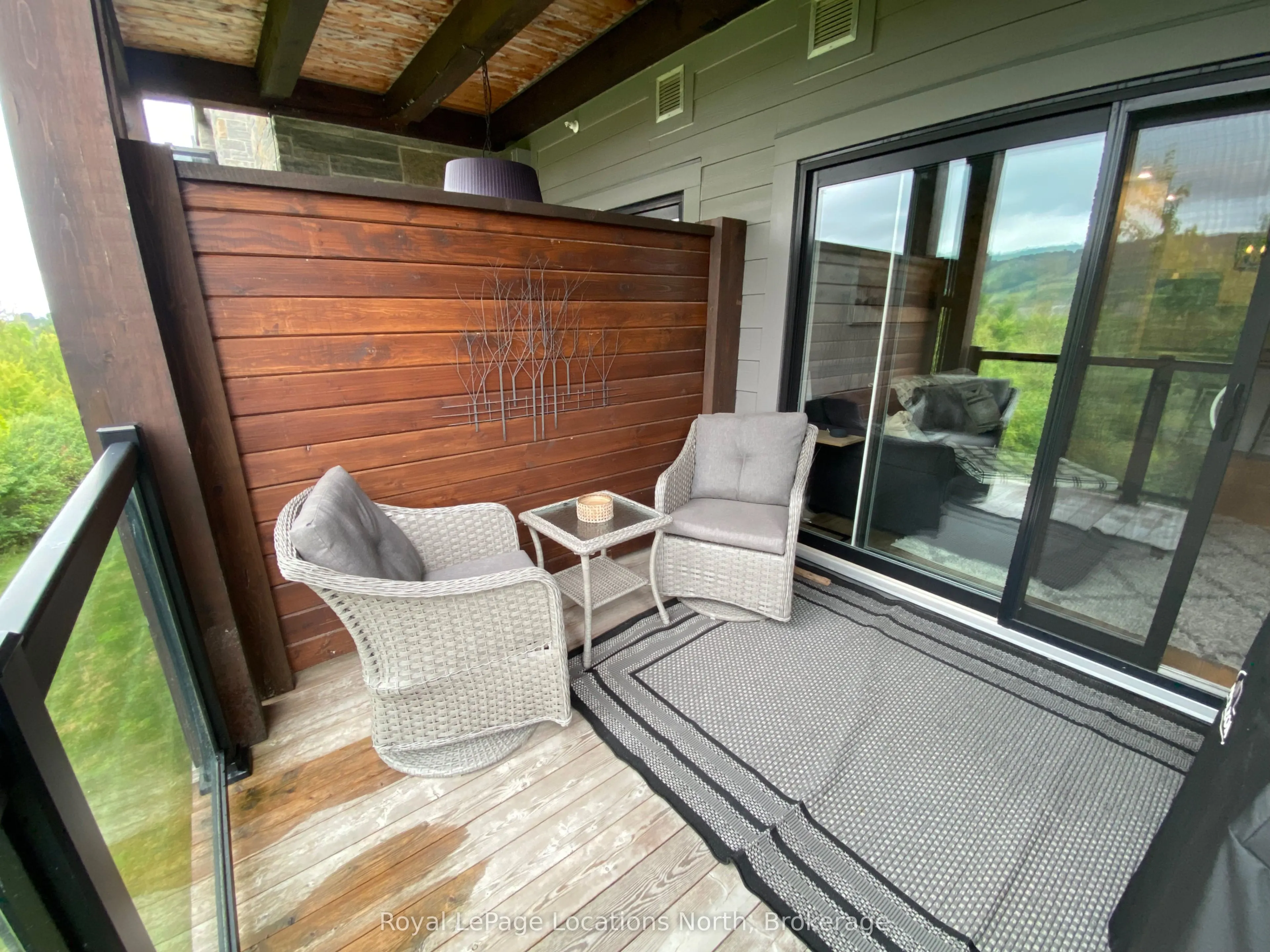 18 BECKWITH Lane, #302