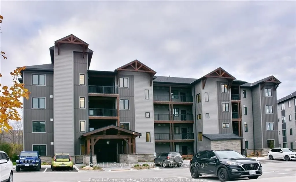 18 BECKWITH Lane, #302