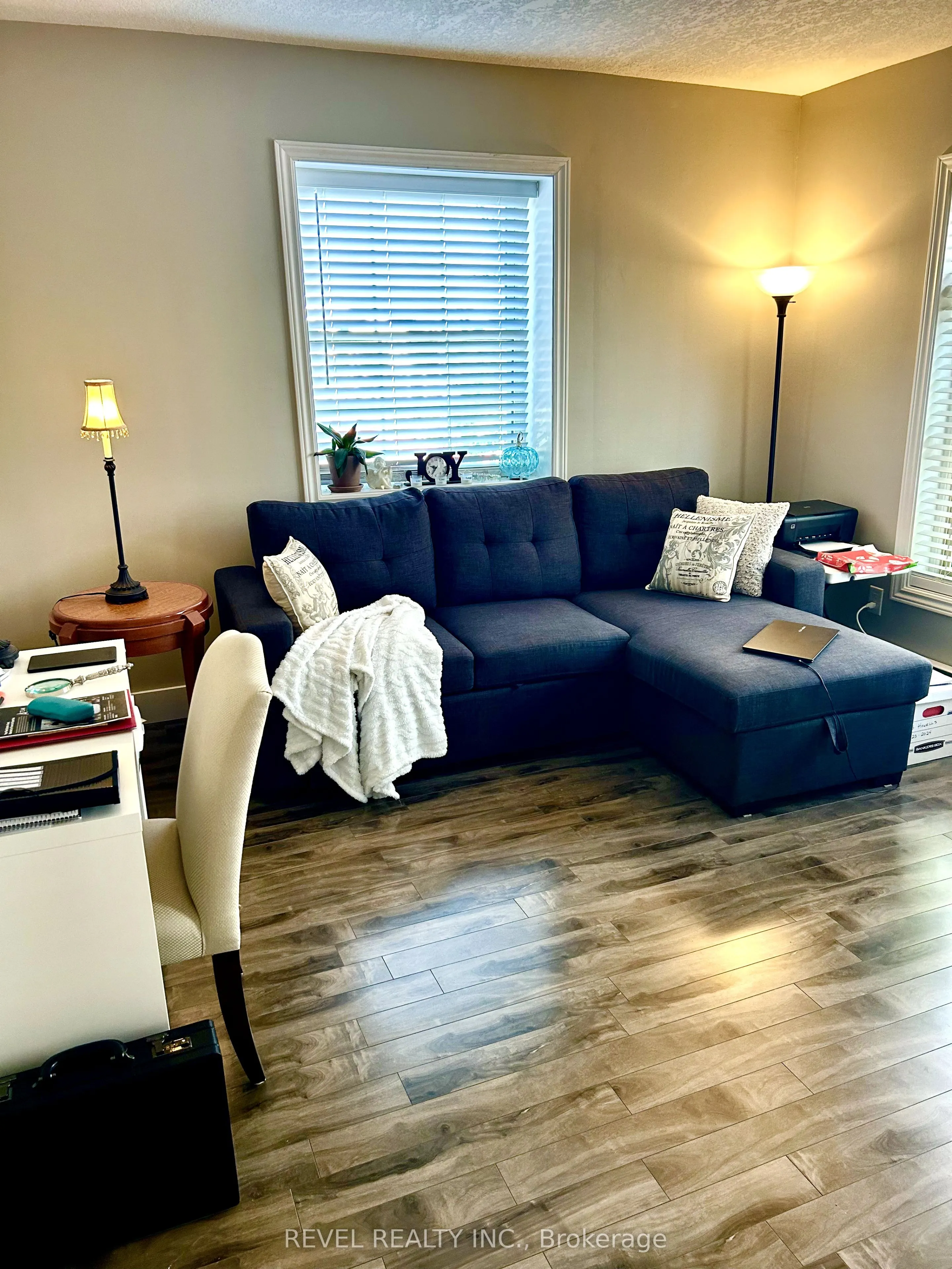 713 King Street, #2