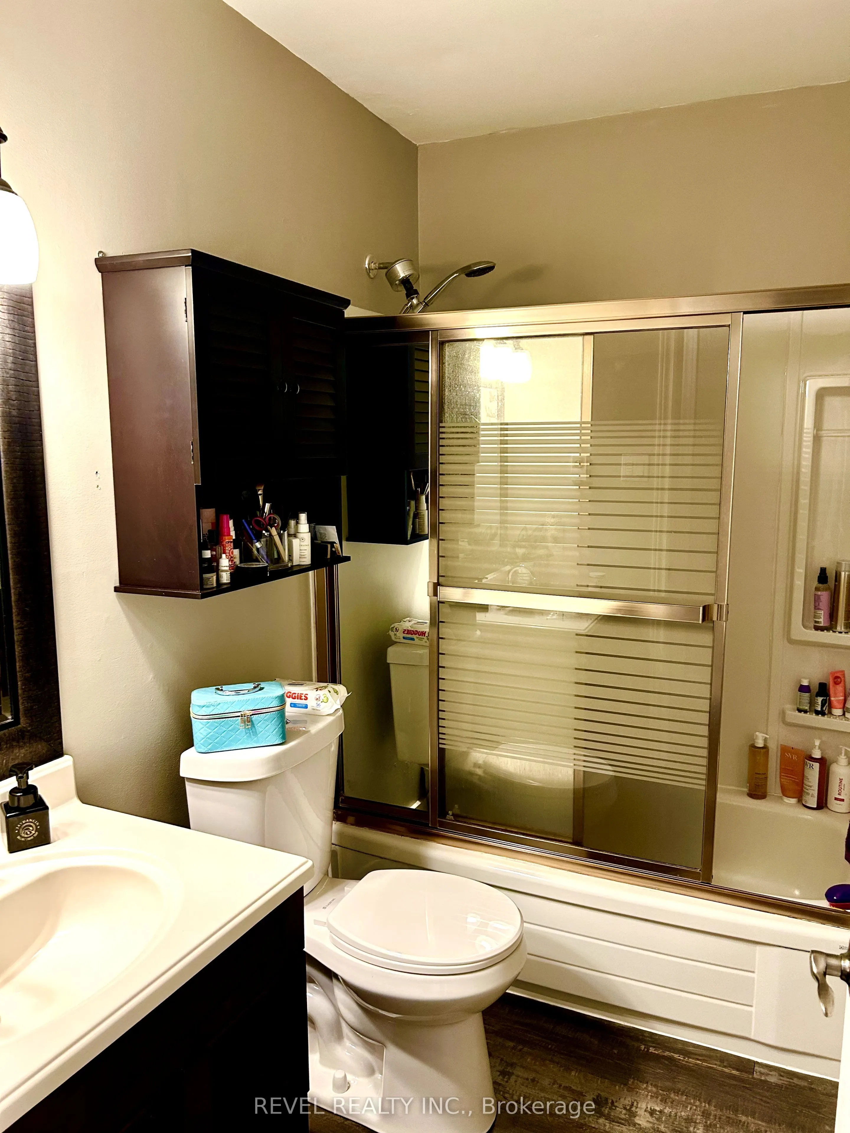 713 King Street, #2