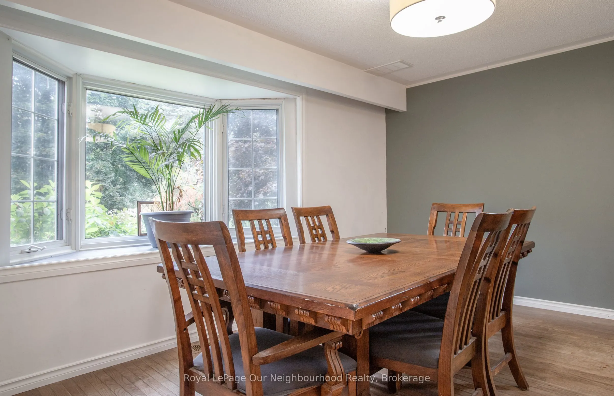 277 Crandall Road N