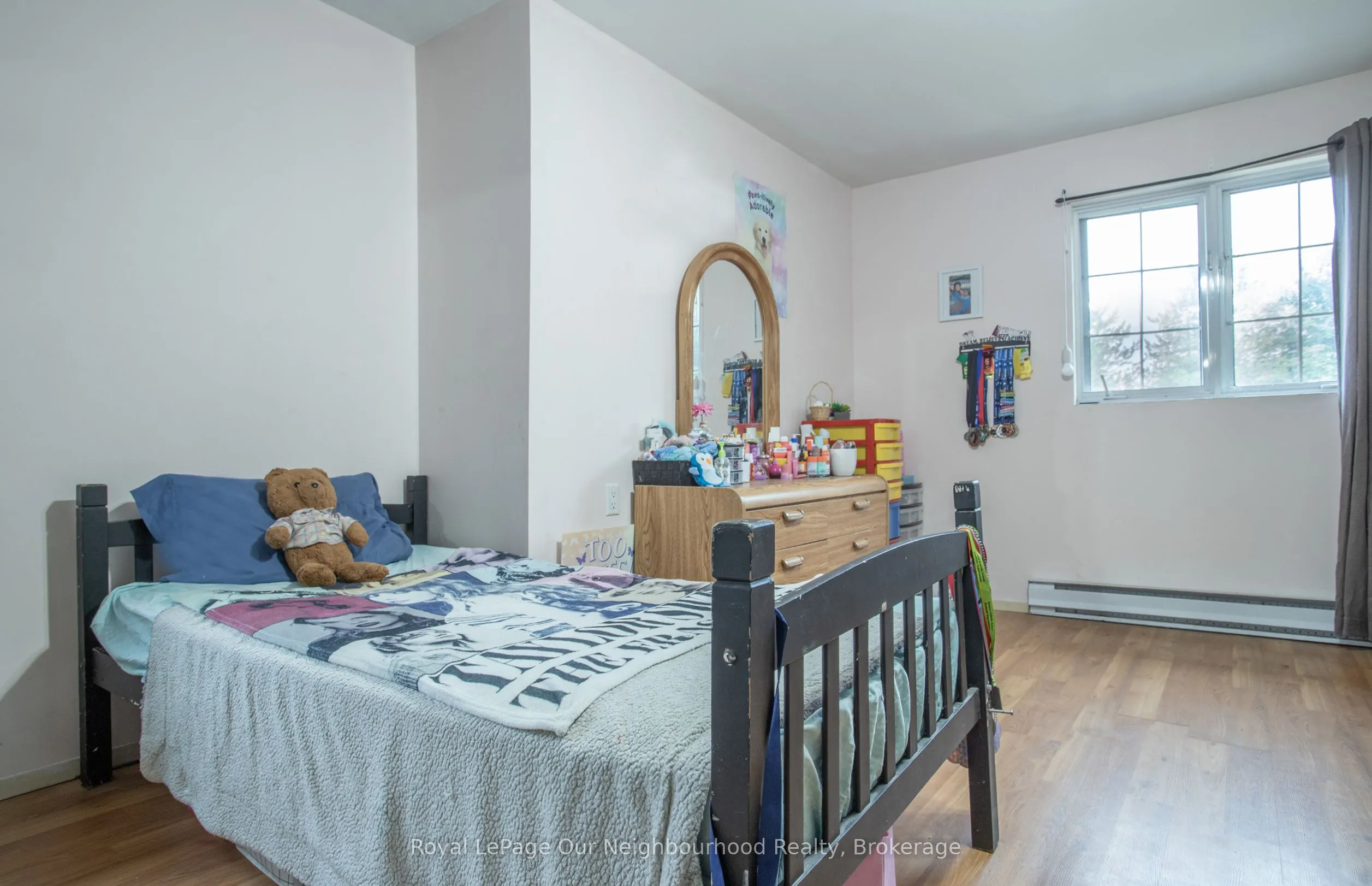 277 Crandall Road N
