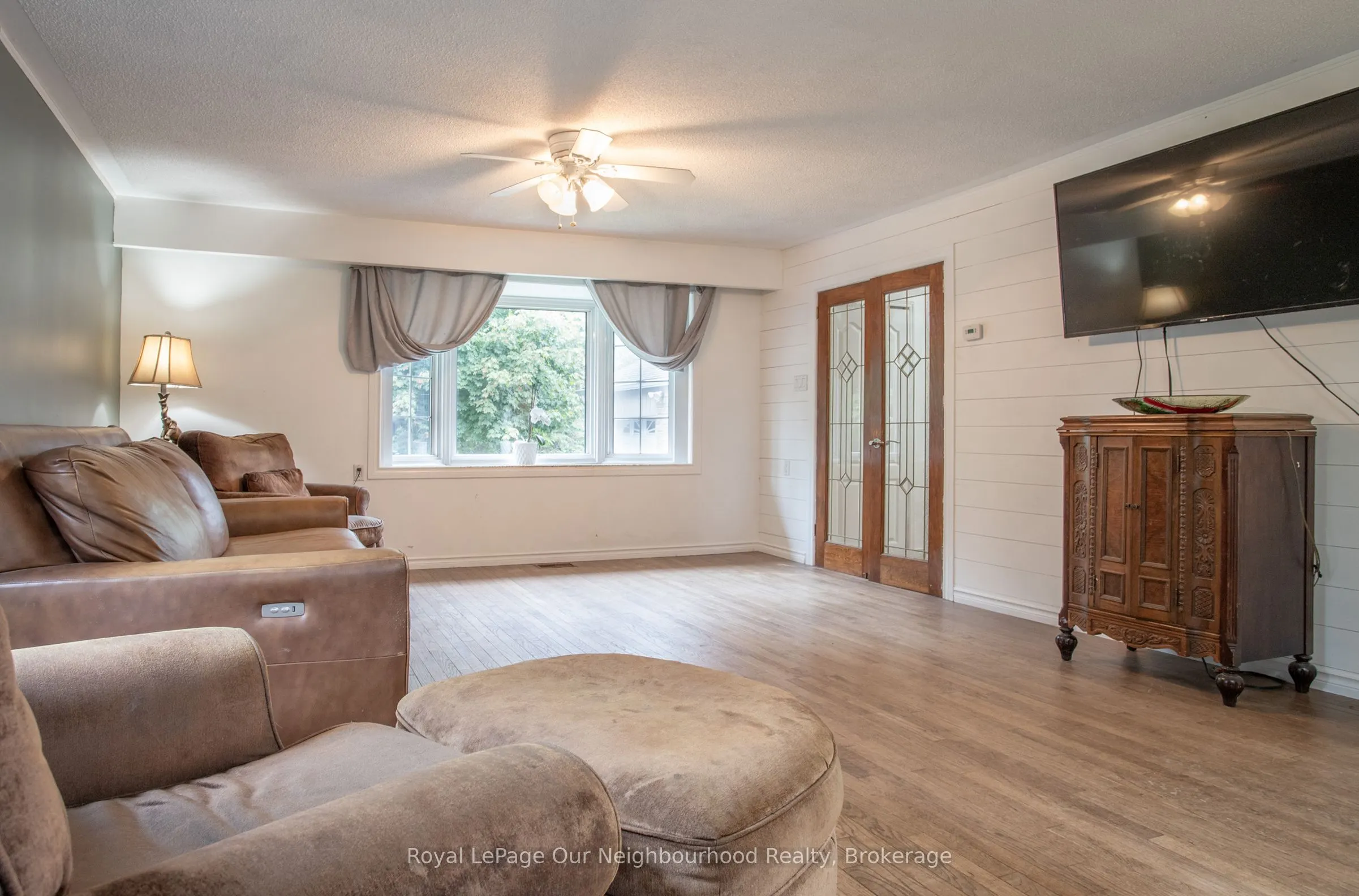 277 Crandall Road N