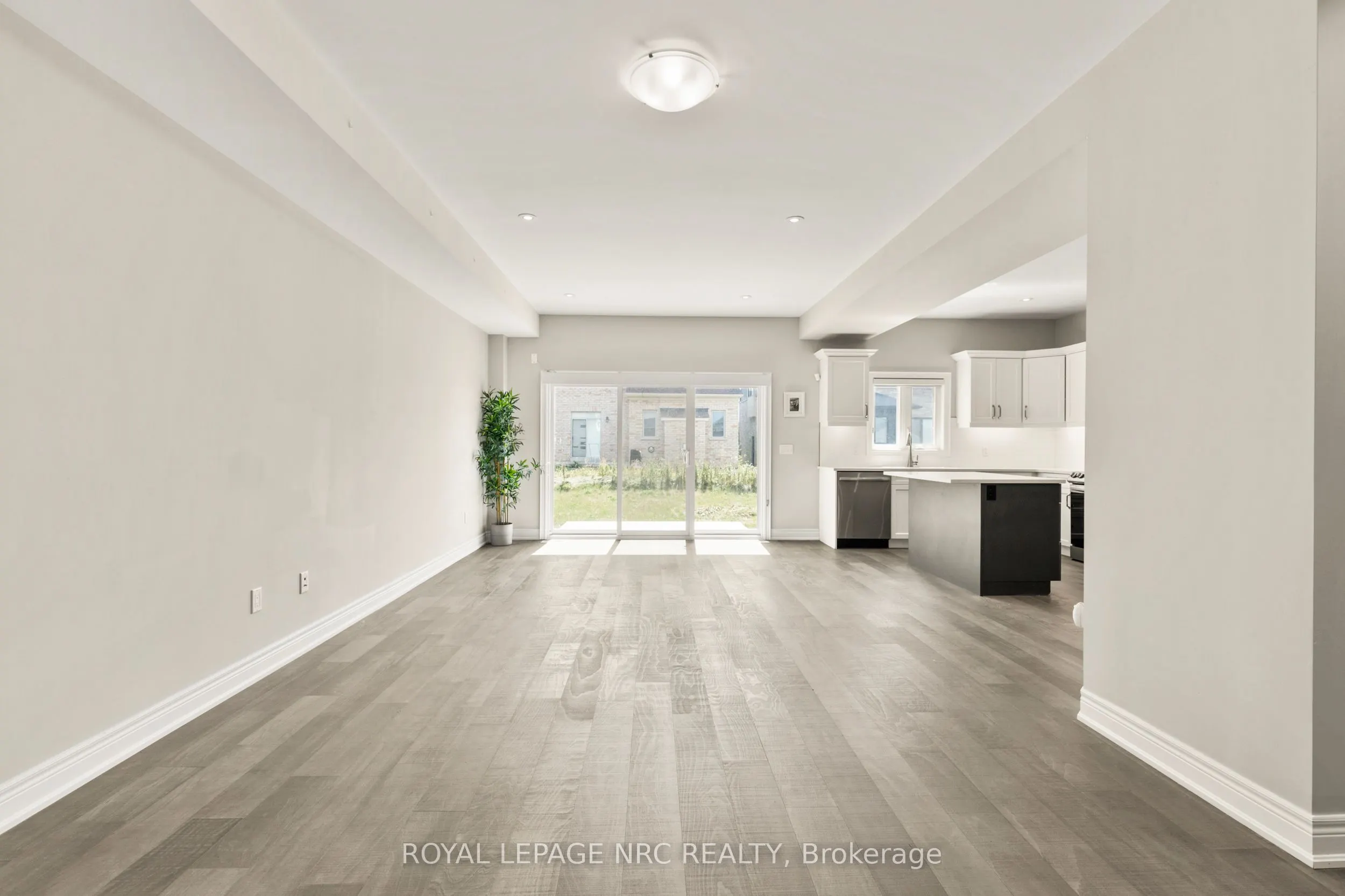 25 Autumn Avenue