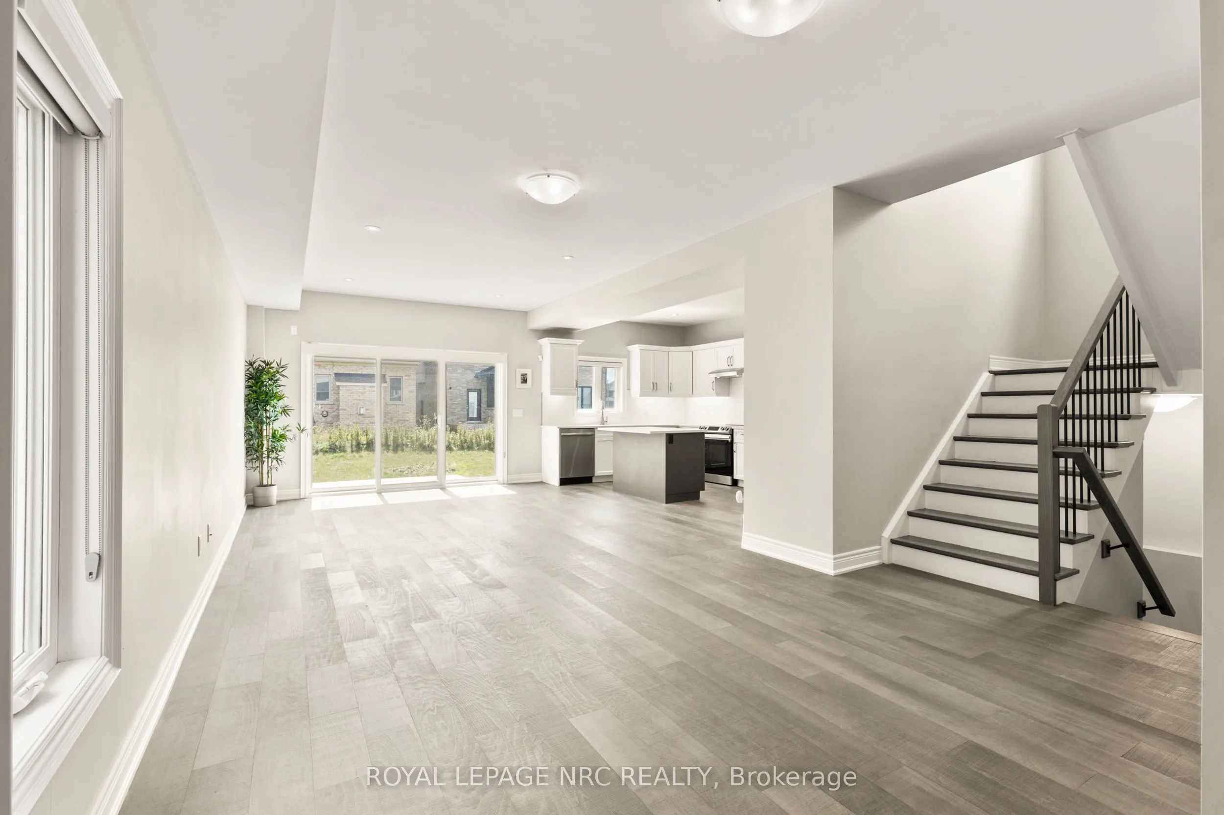 25 Autumn Avenue