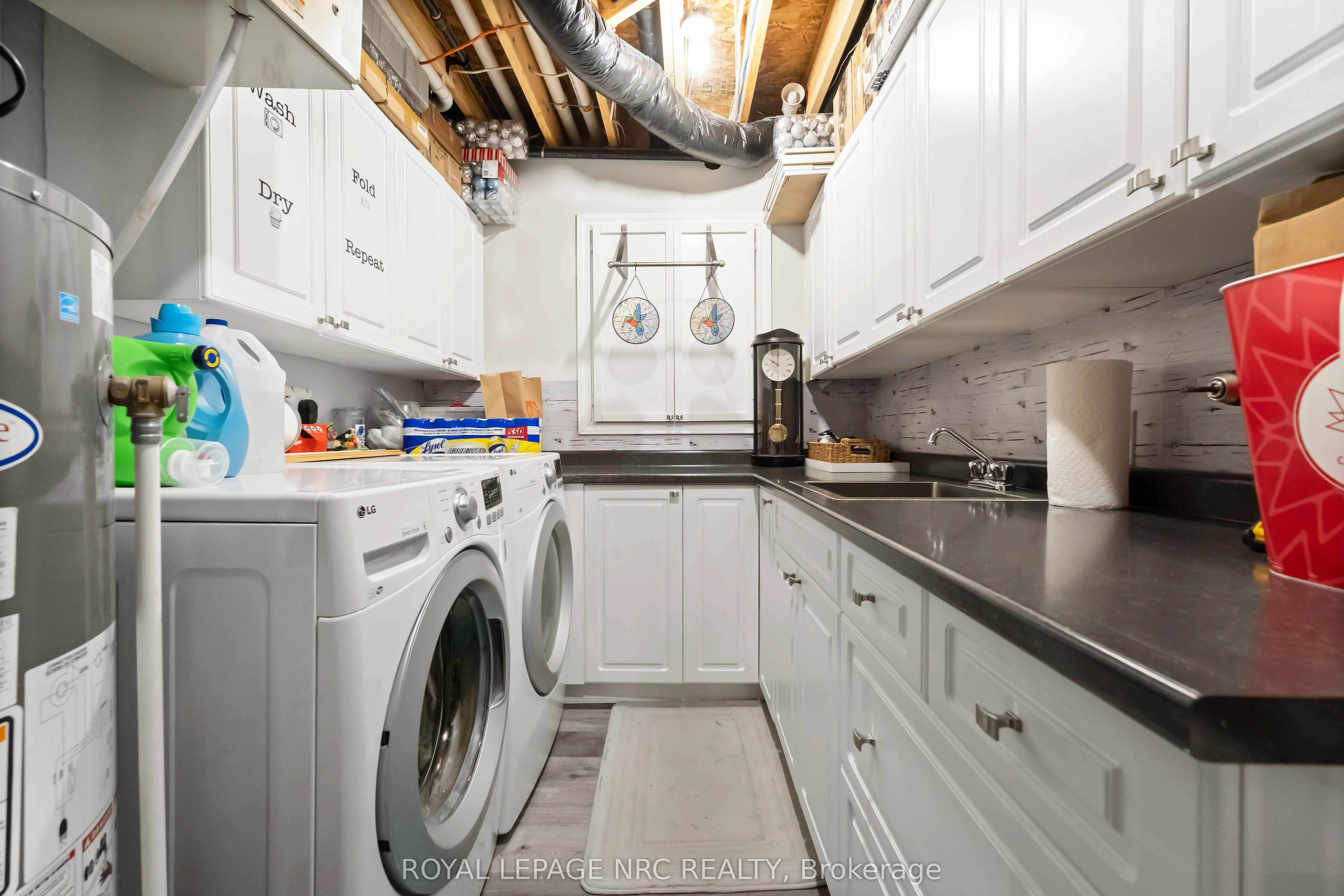 77 Avery Crescent, #10